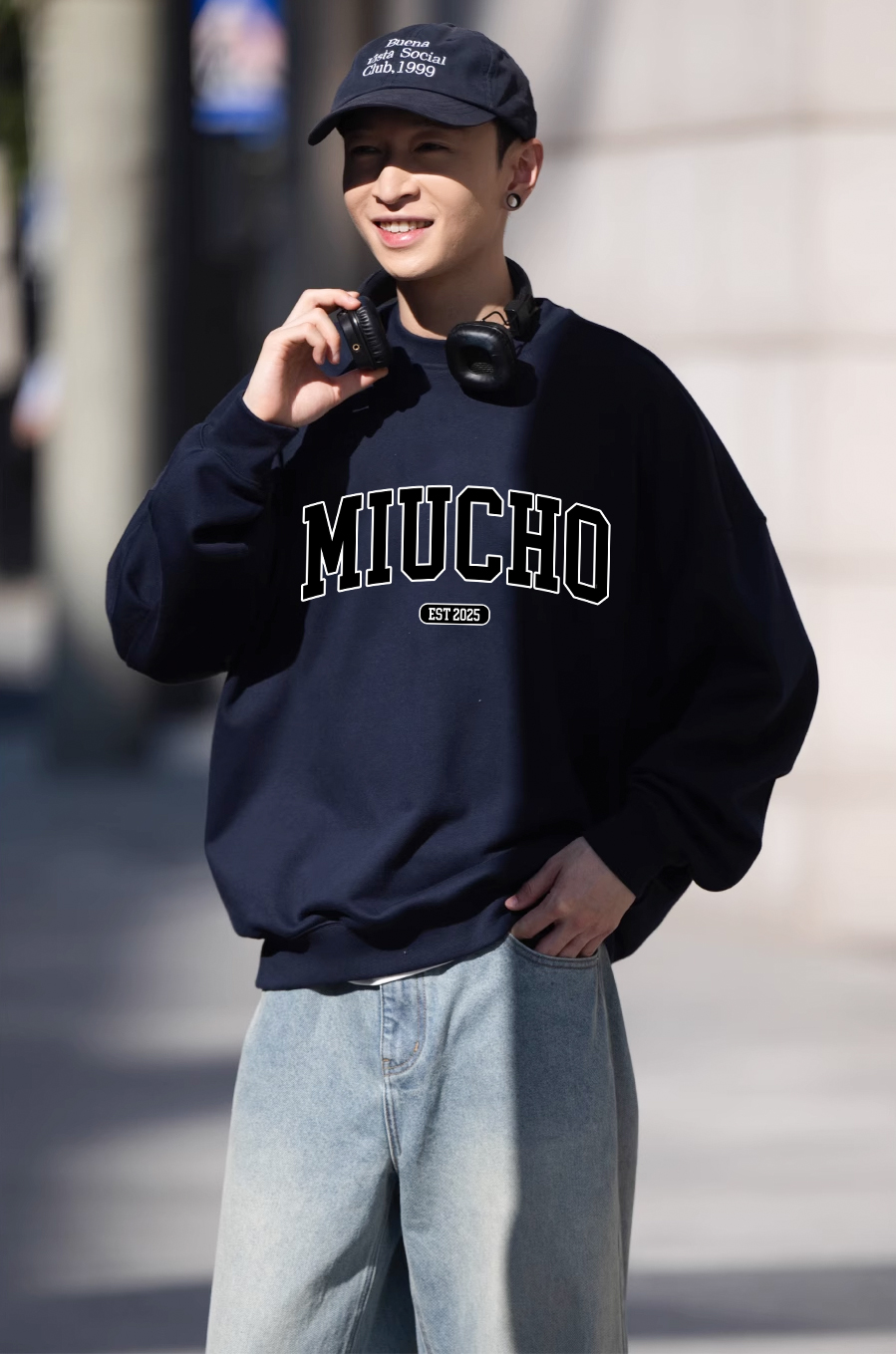 Áo sweater nam form boxy 1915 Miucho Club cổ tròn vải nỉ bông 350 GSM dày dặn in mix_thumbnail_6