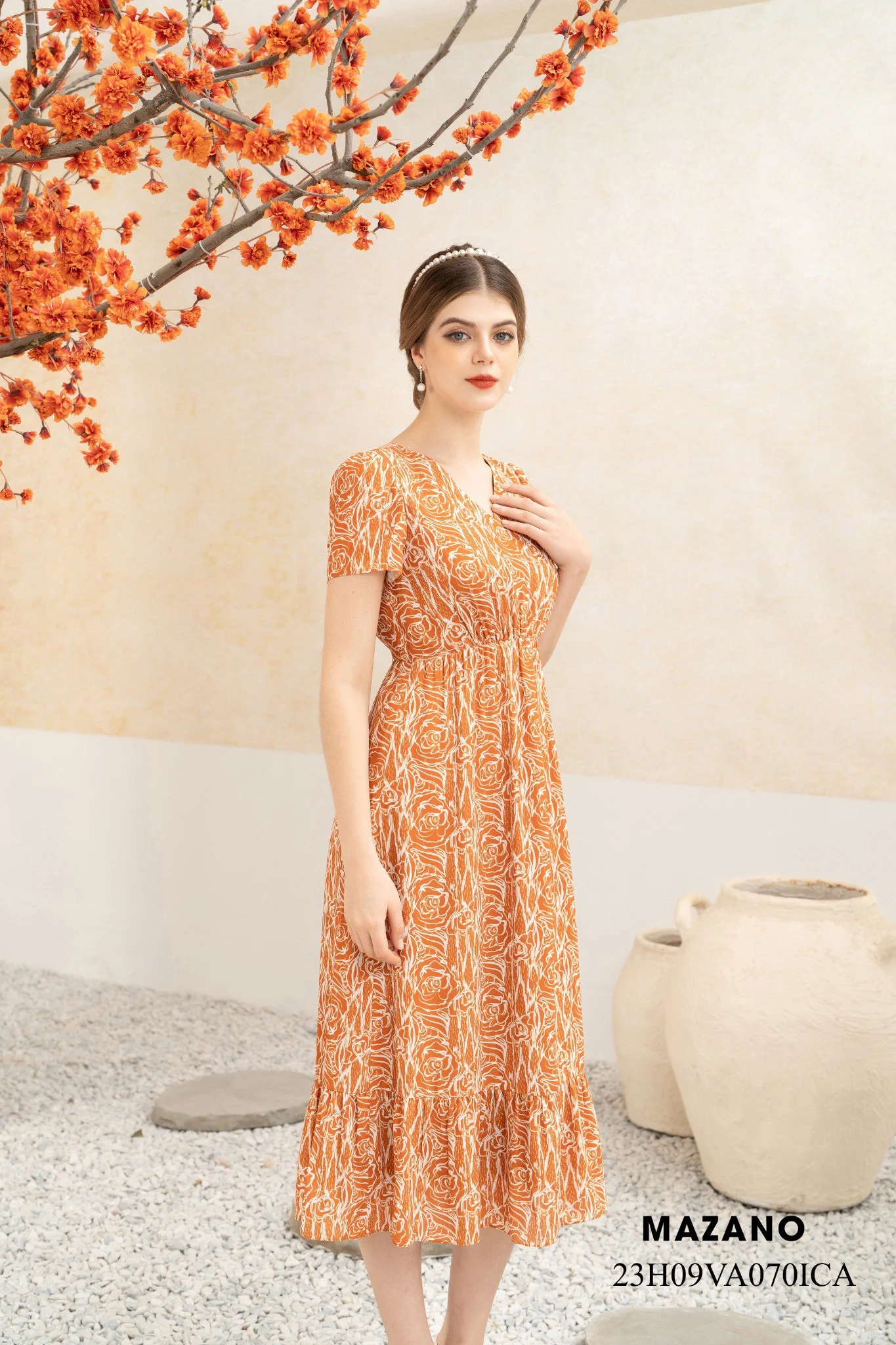 Váy Đầm ôm Chân rủ Vải chiffon dày Họa tiết hoa cách điệu Cổ V Tay ngắn Dài ngang bắp chân_thumbnail_3
