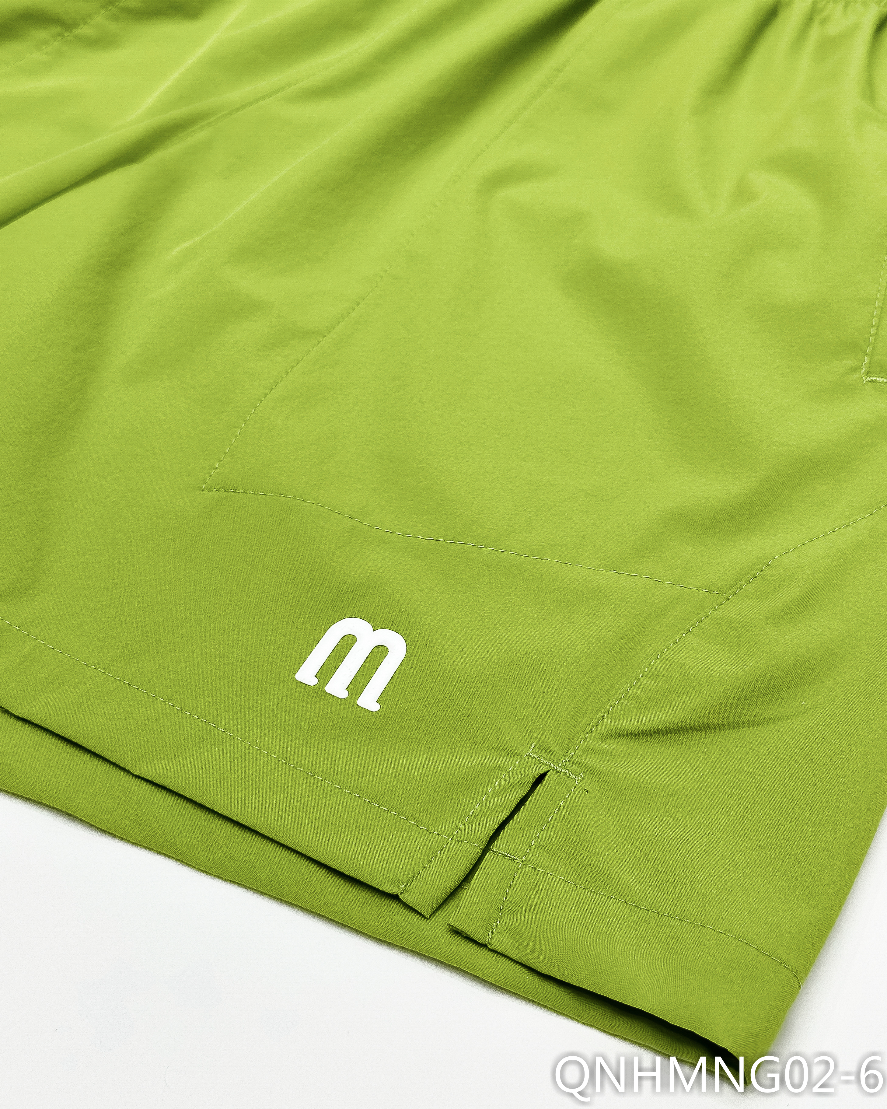 QUẦN NGẮN CHUN MANESTI GIÓ TRƠN VIỀN BO_thumbnail_17