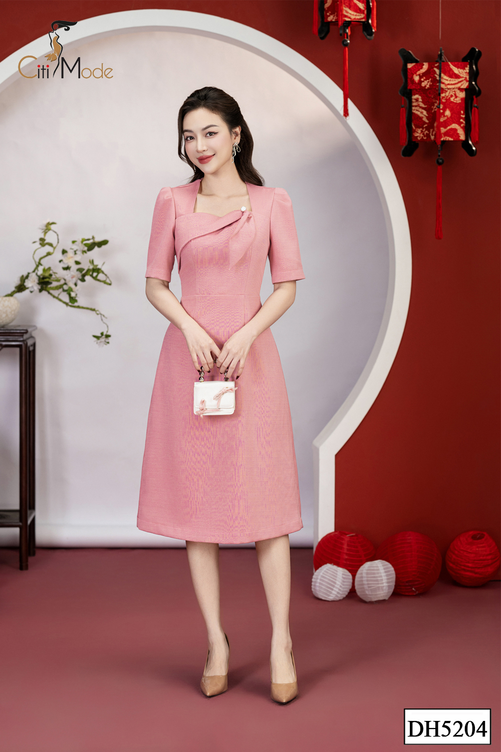 Đầm A hồng cổ vuông phối nơ ngực_thumbnail_2