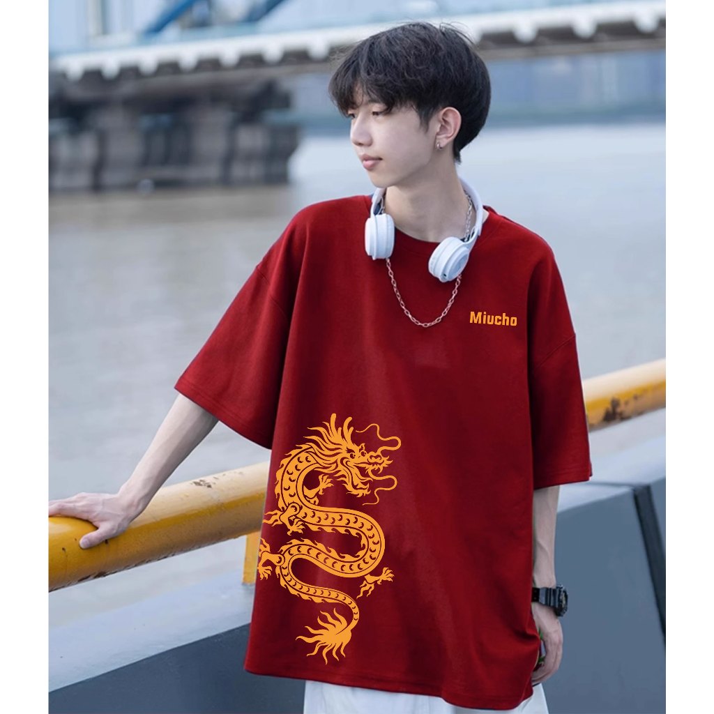Áo phông Tết 2024 in hình rồng màu đỏ local brand form rộng ATD896 Miucho Man tay ngắn vải cotton cổ tròn in mix_thumbnail_3