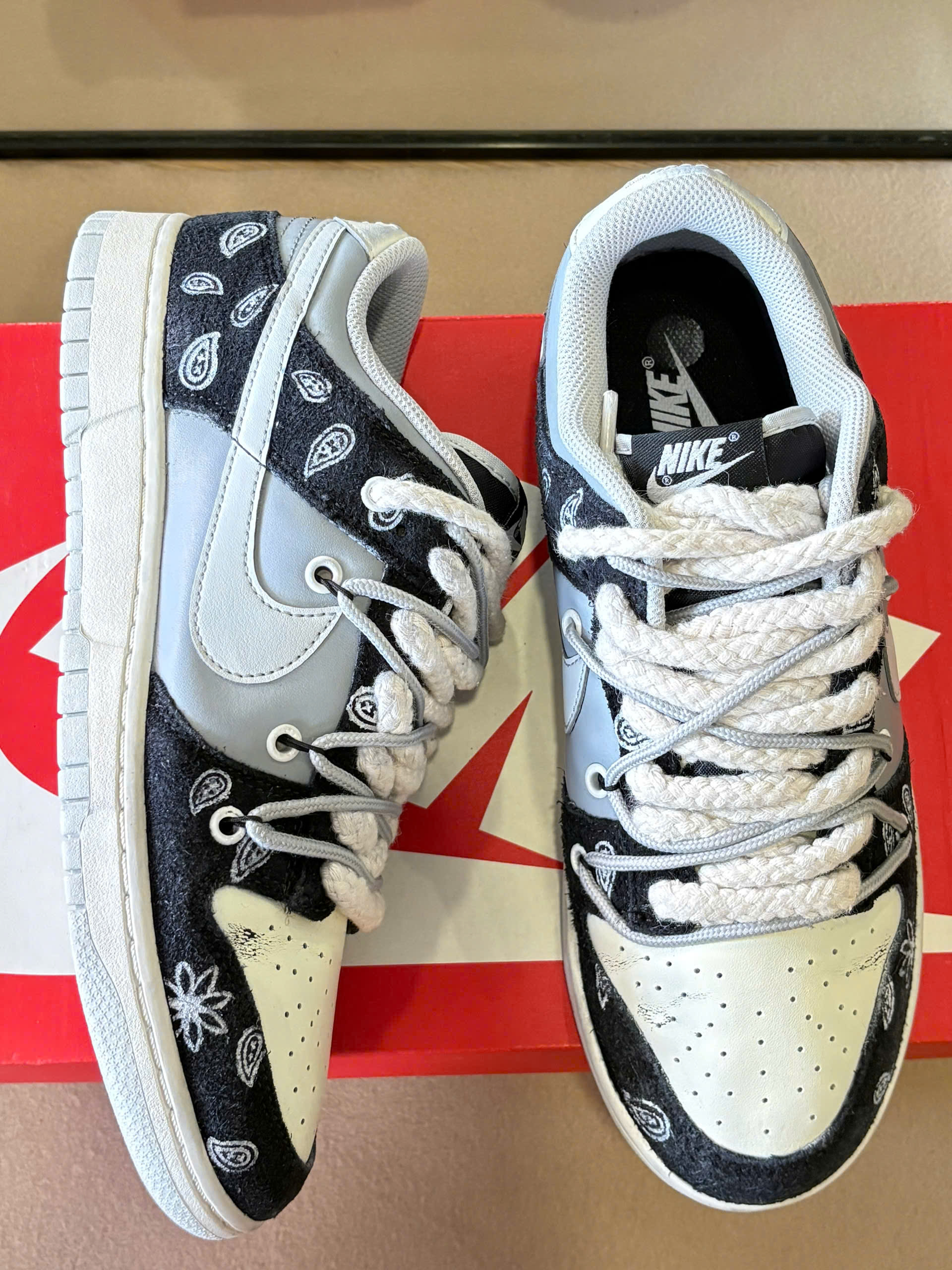 Nike Dunk Low 'Vibe Crane y Flores de Anacardo' DH7913-001_thumbnail_7