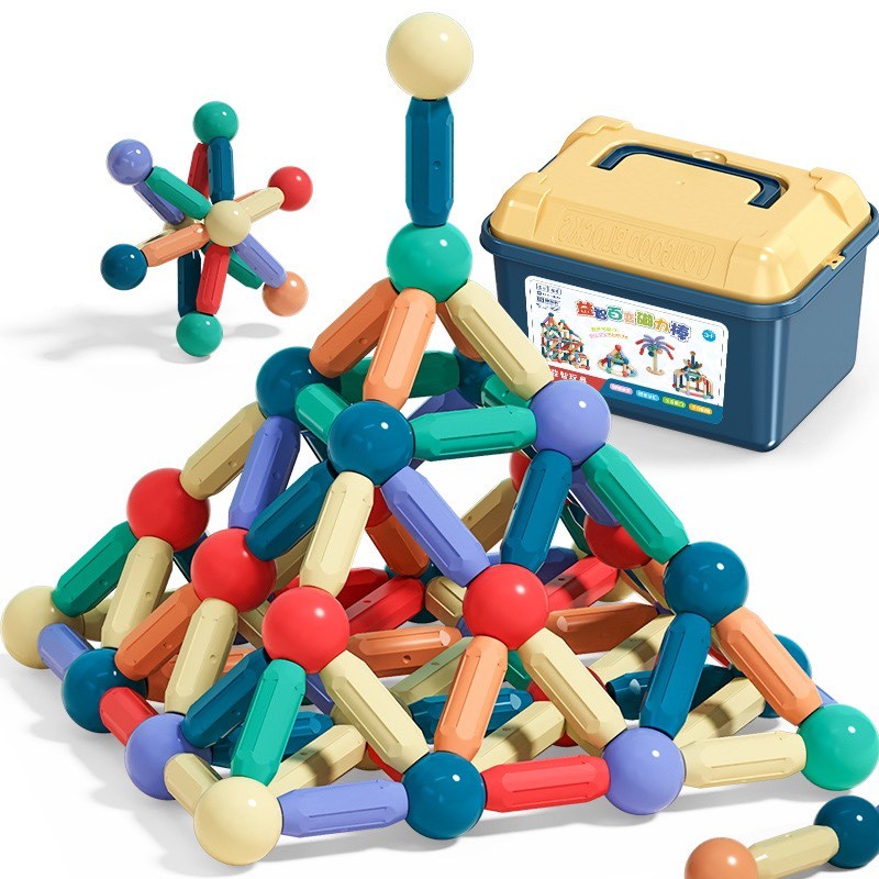 Đồ chơi xếp hình là món đồ chơi không thể thiếu của mỗi bé