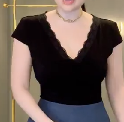 Áo Cổ V Viền Ren Nơ Ngực_thumbnail_3