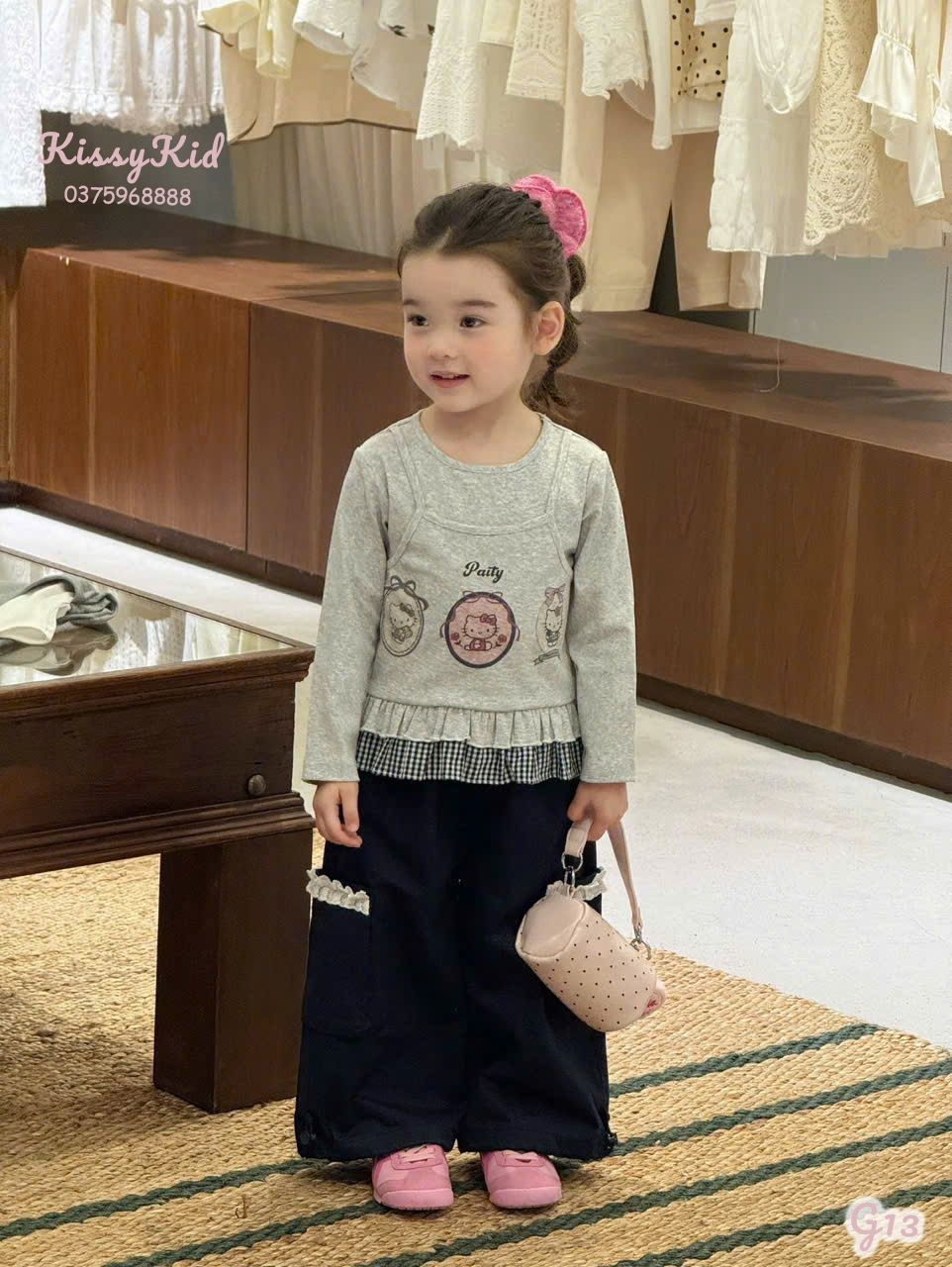 (G13) Áo thun dài tay họa tiết Kitty màu ghi Kiai_thumbnail_0