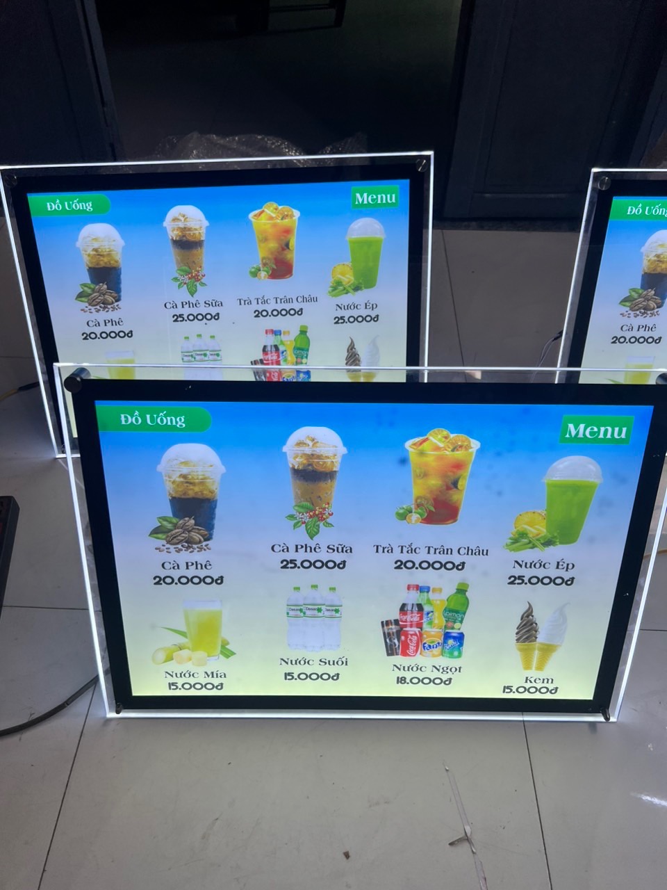 TRANH ĐIỆN ỐC CHÂN KÍNH