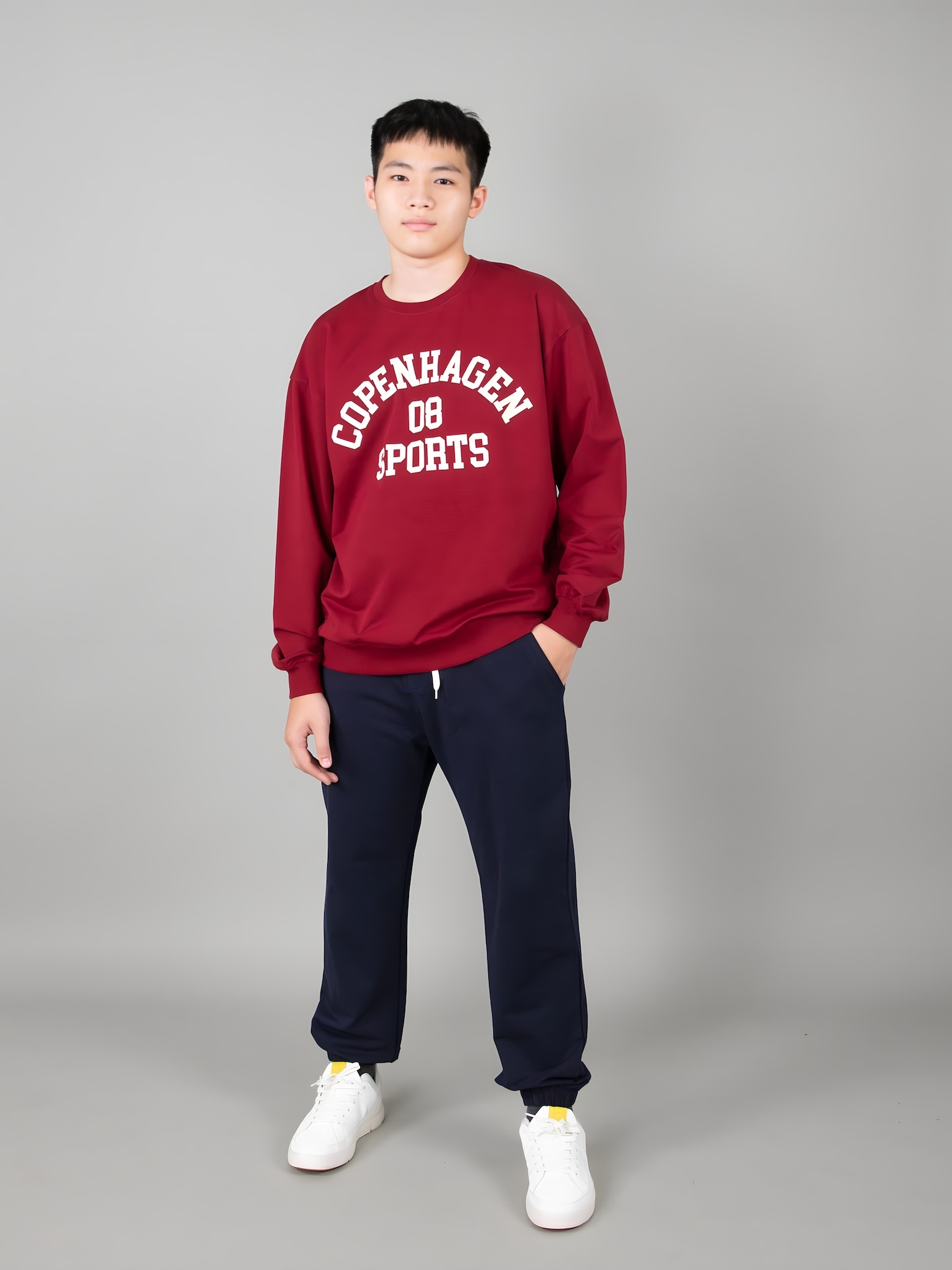 Áo nỉ cổ tròn đỏ Bordeaux in chữ copenhagen_thumbnail_2