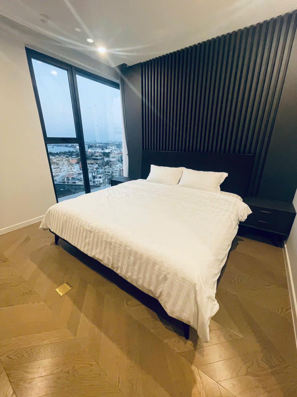 Chuyển nhượng căn hộ 3 phòng ngủ, thương lượng cho khách thiện chí chốt ngay_thumbnail_2