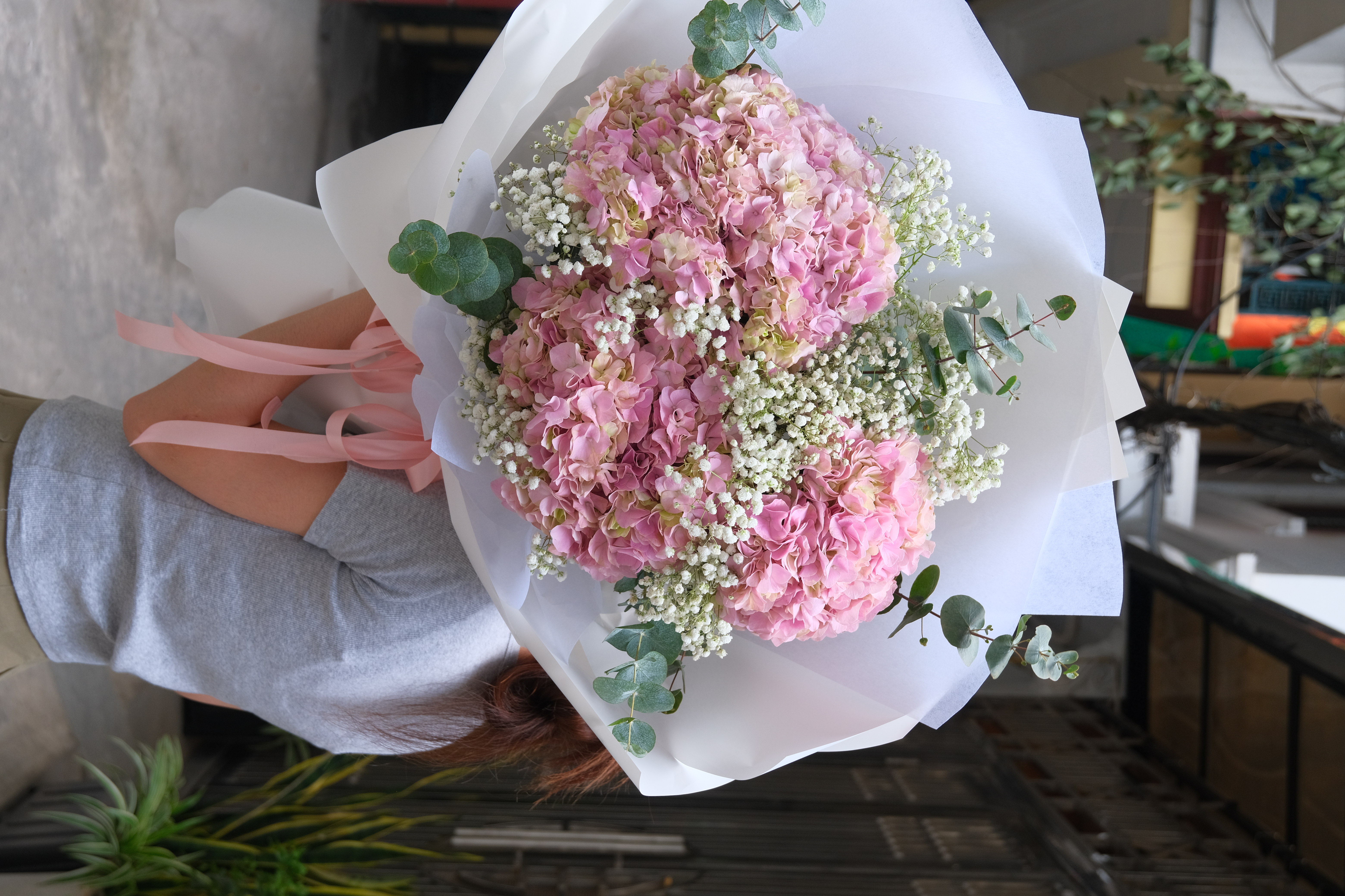 Bó 3 bông tú cầu hồng mix baby lá bạc