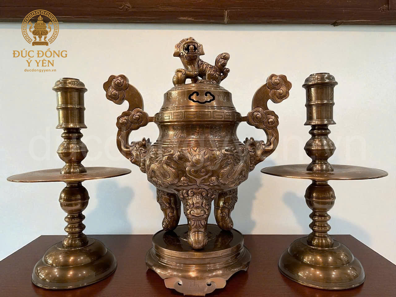 Bộ đỉnh thờ tam sự đúc đồng đỏ hoa văn rồng làm màu giả cổ 