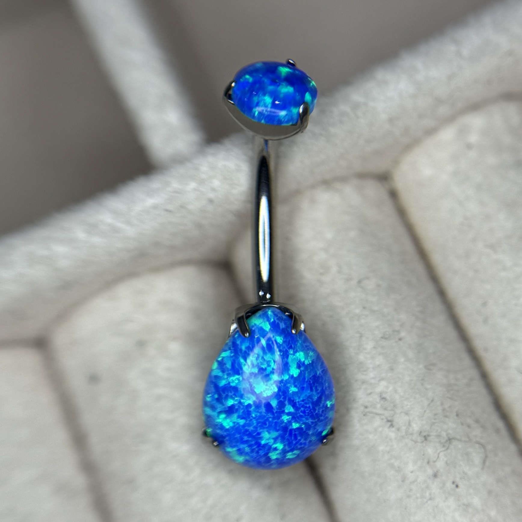 rốn titan giọt nước opal xanh ngọc đại dương biển cả