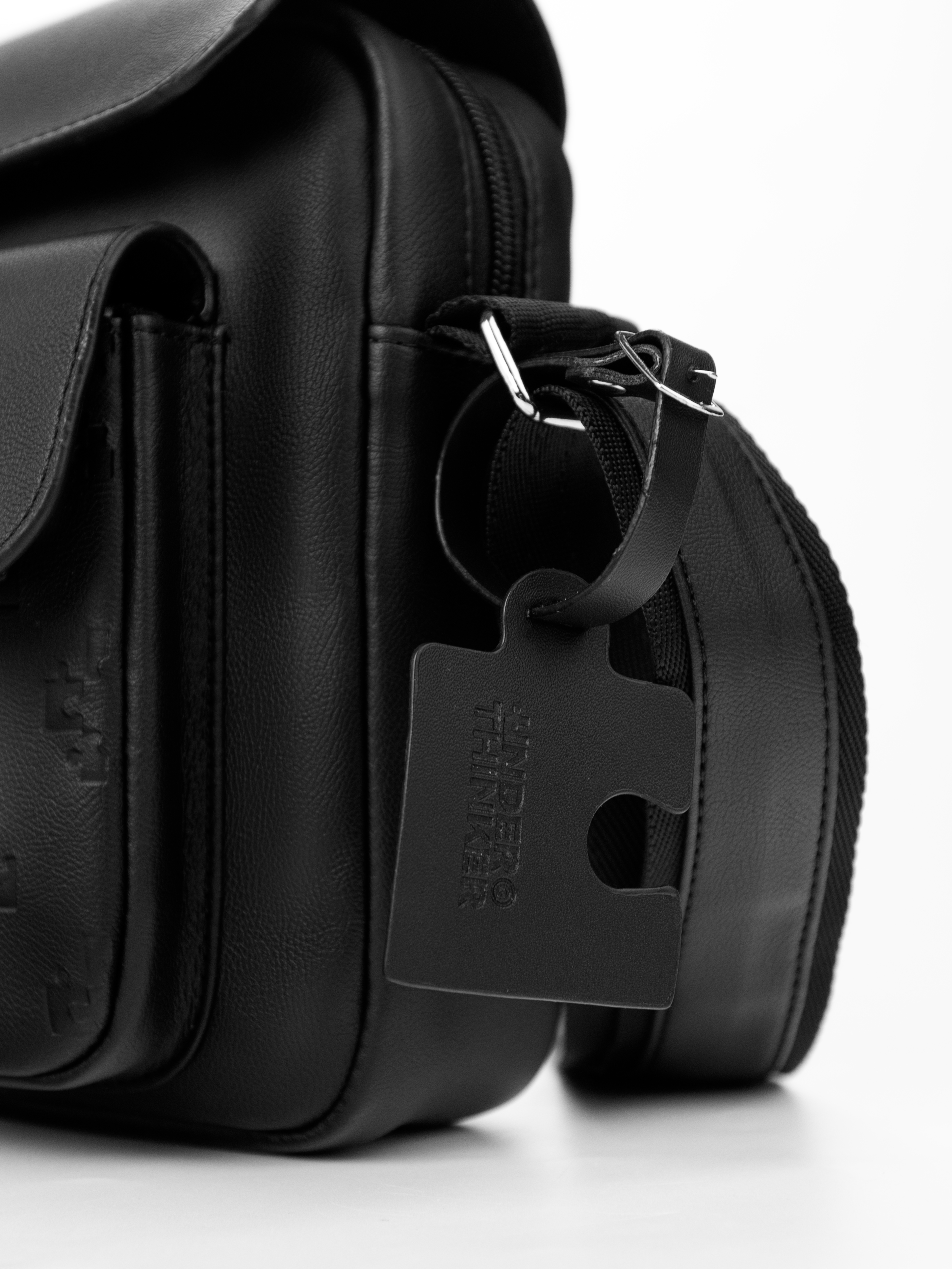 Túi Dante đeo PU Underthinker