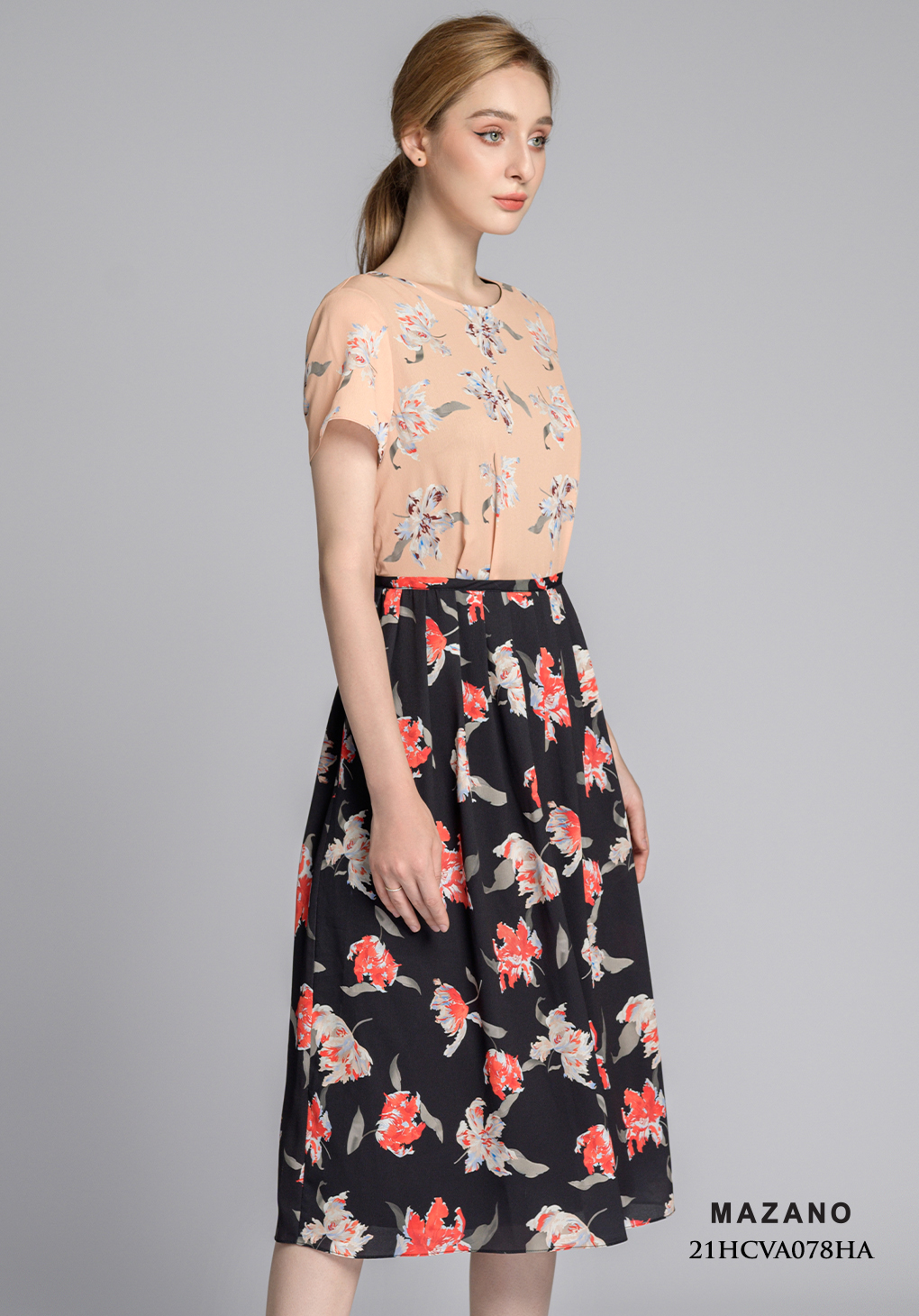 Váy họa tiết phối cách điệu chân xếp ly_thumbnail_2