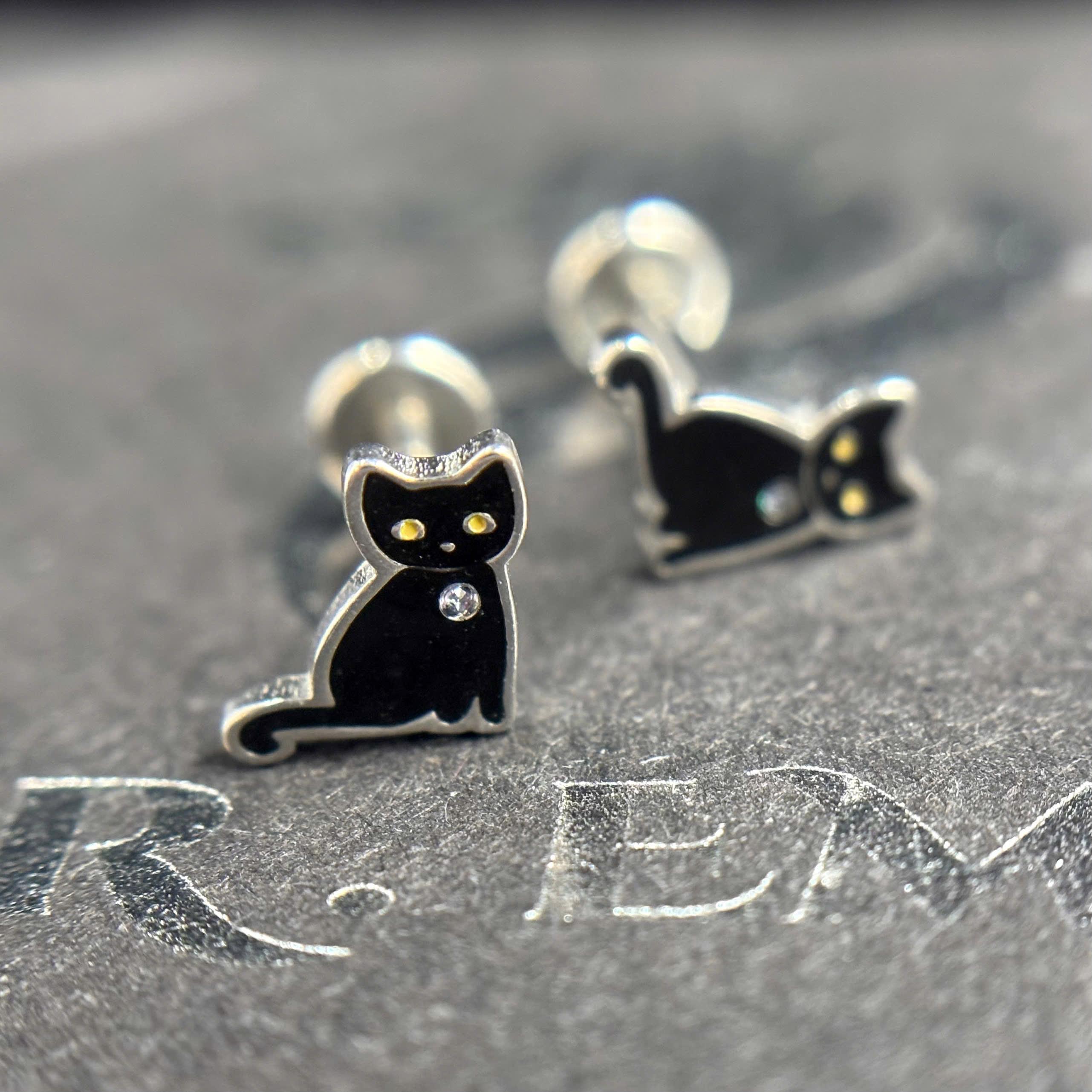 Khuyên kiểu mèo đen mắt vàng dẹt_thumbnail_3