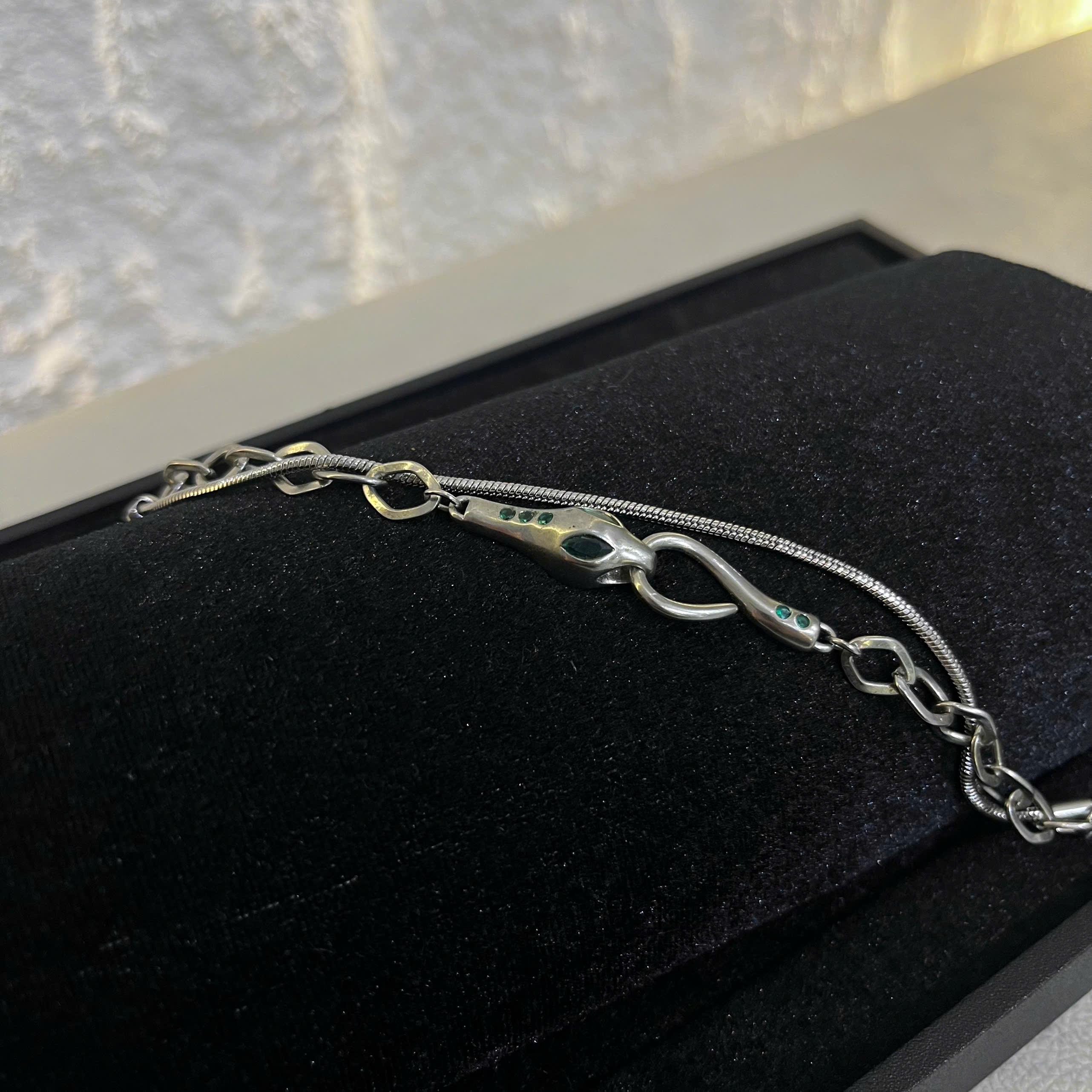 Vòng tay con rắn mắt xanh_thumbnail_2