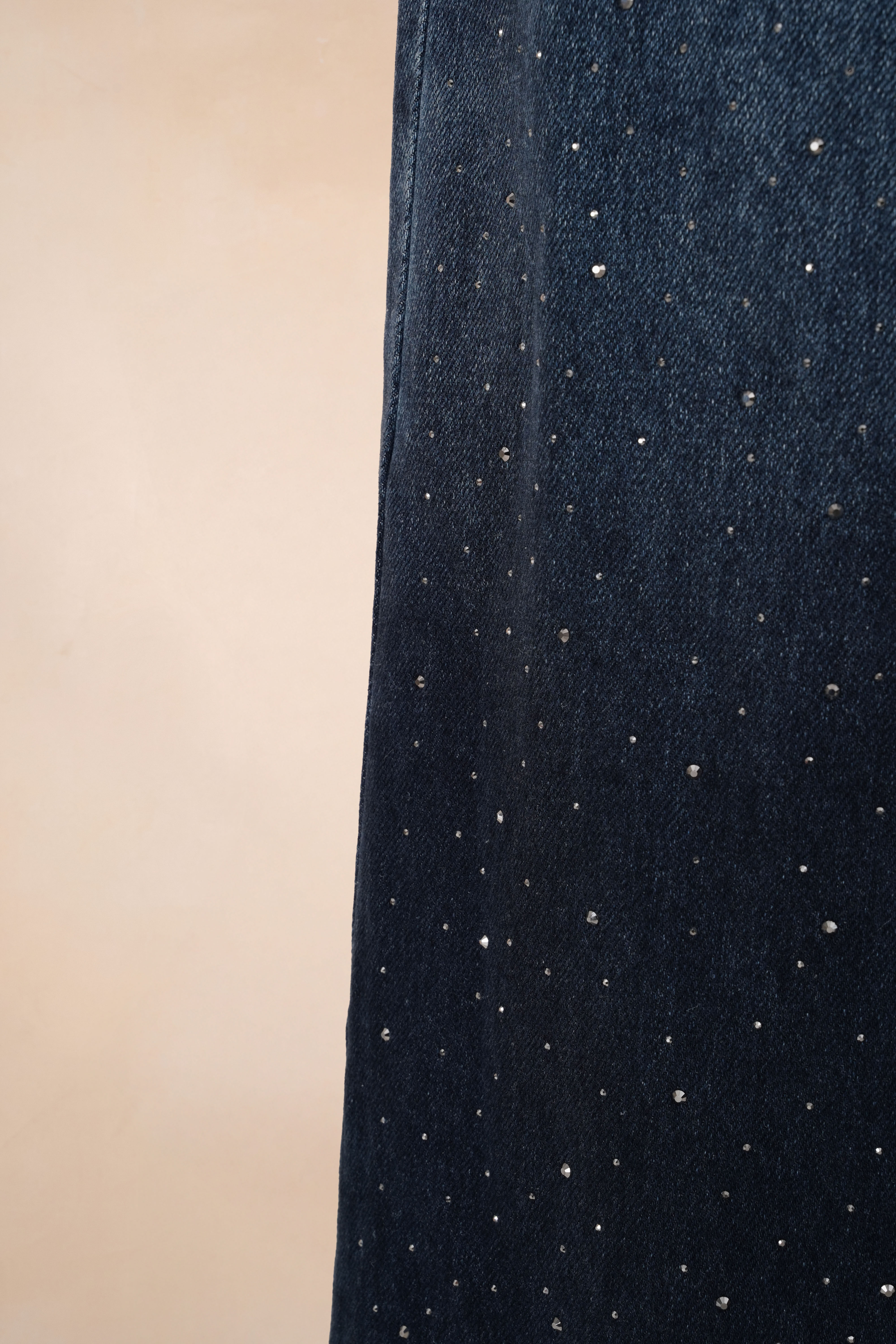 Quần Jean Suông Chấm Đá 3680_thumbnail_2