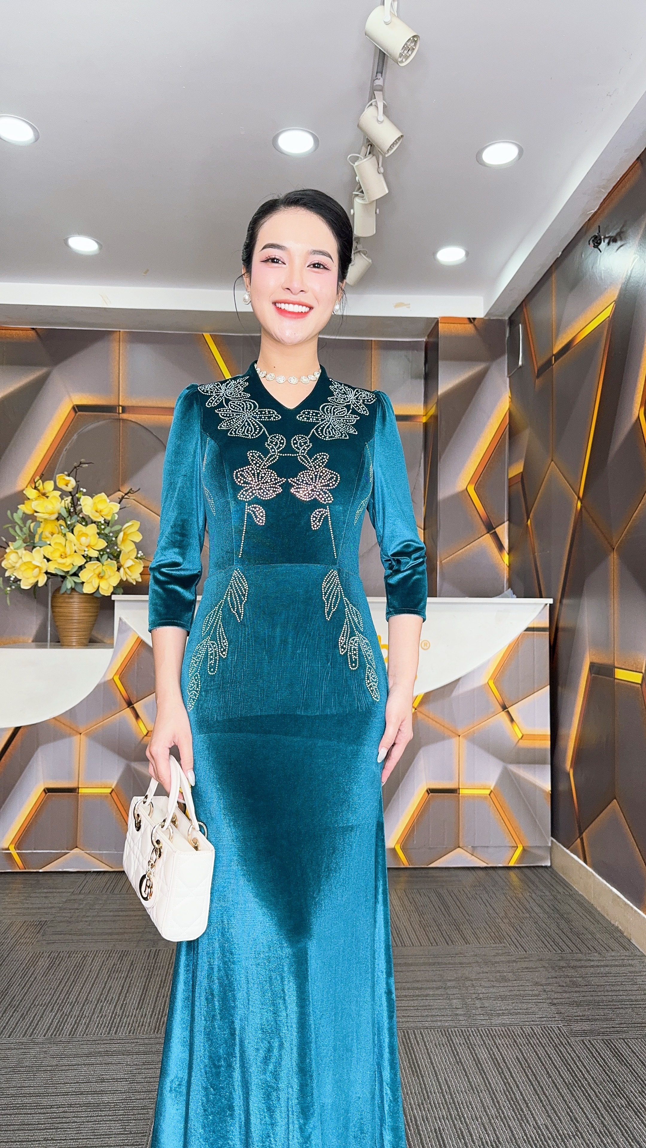 Đầm nhung - Y1784 - Thương hiệu Zonbig_thumbnail_4