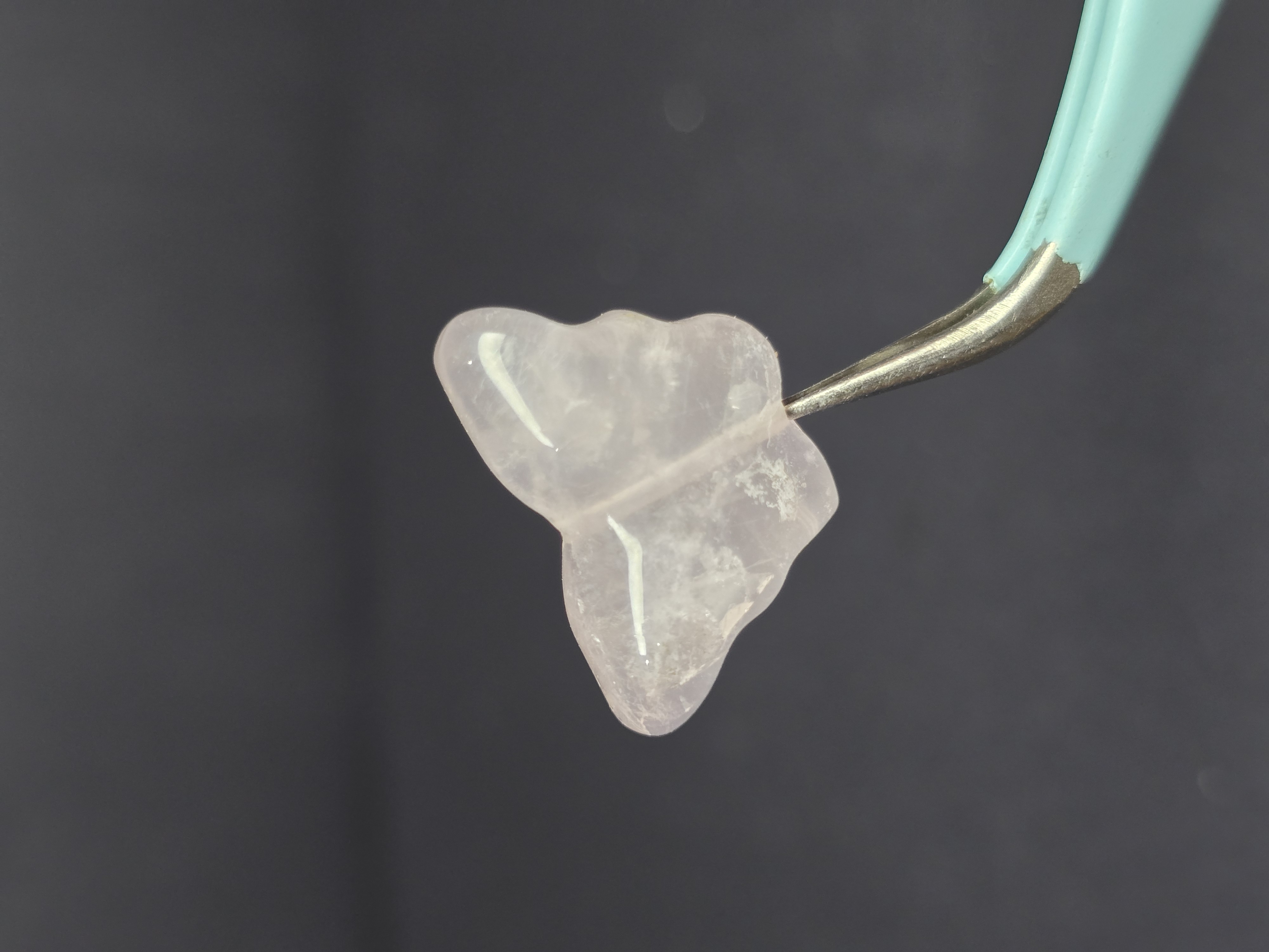 Charm Hạt Lẻ Thạch Anh Hồng - Hồ Điệp(Đã Xỏ Lỗ - Bán Lẻ 1 Viên)