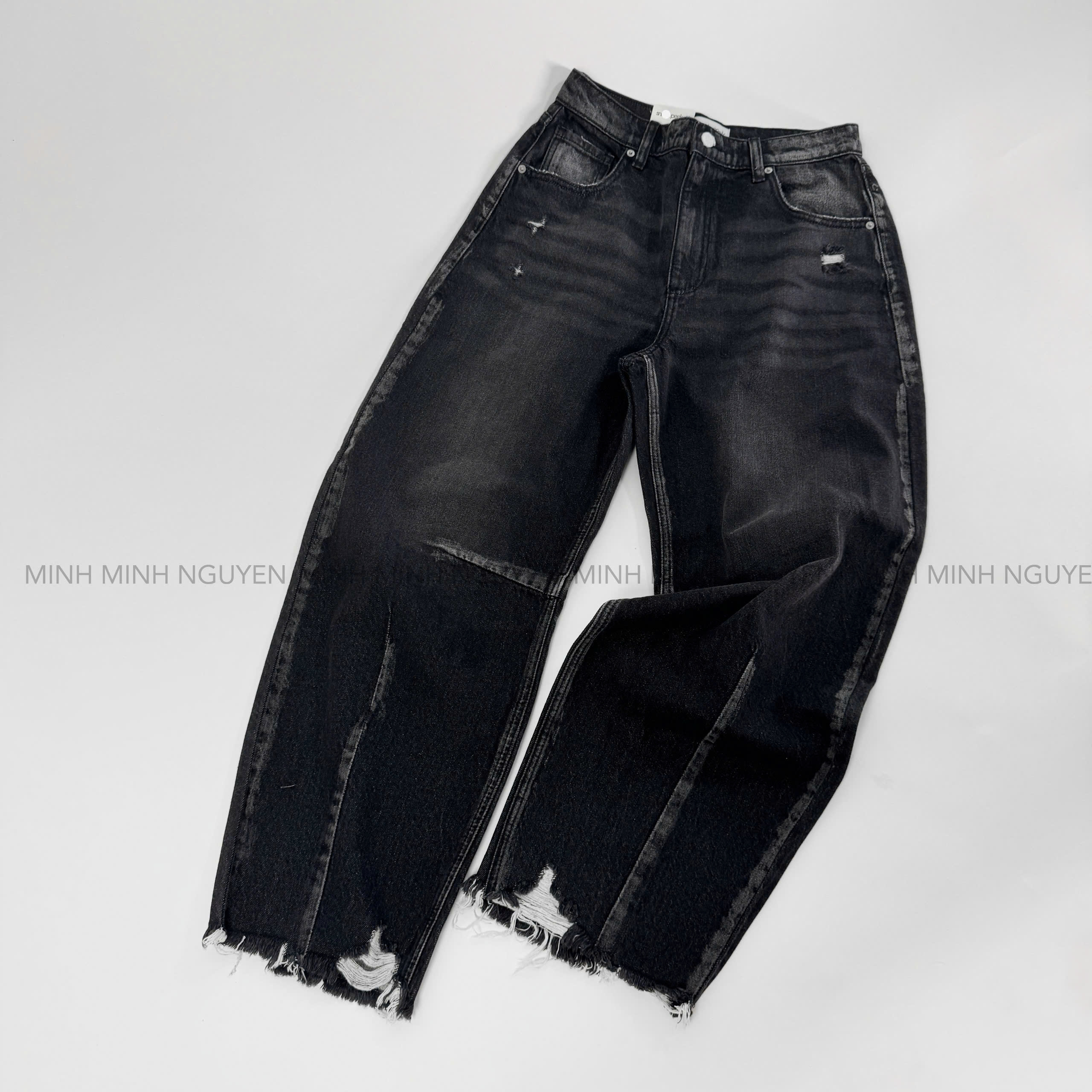 QUAN JEAN SNEAK PEEK_thumbnail_8