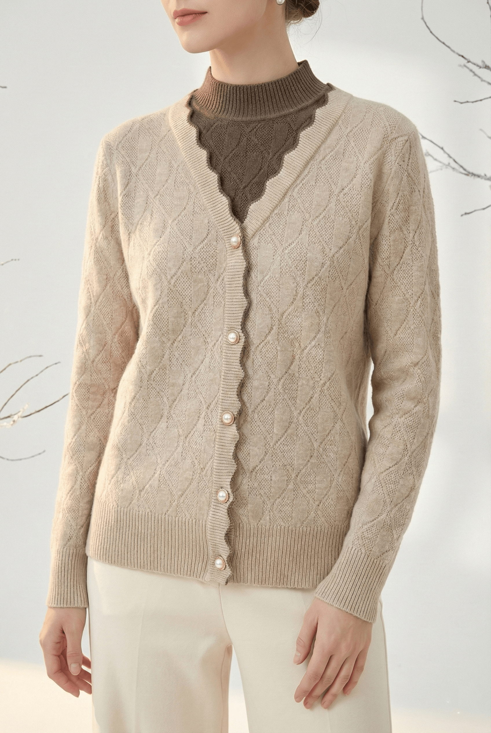 Áo len cổ lọ  có trang trí khuy phối màu cổ_thumbnail_4