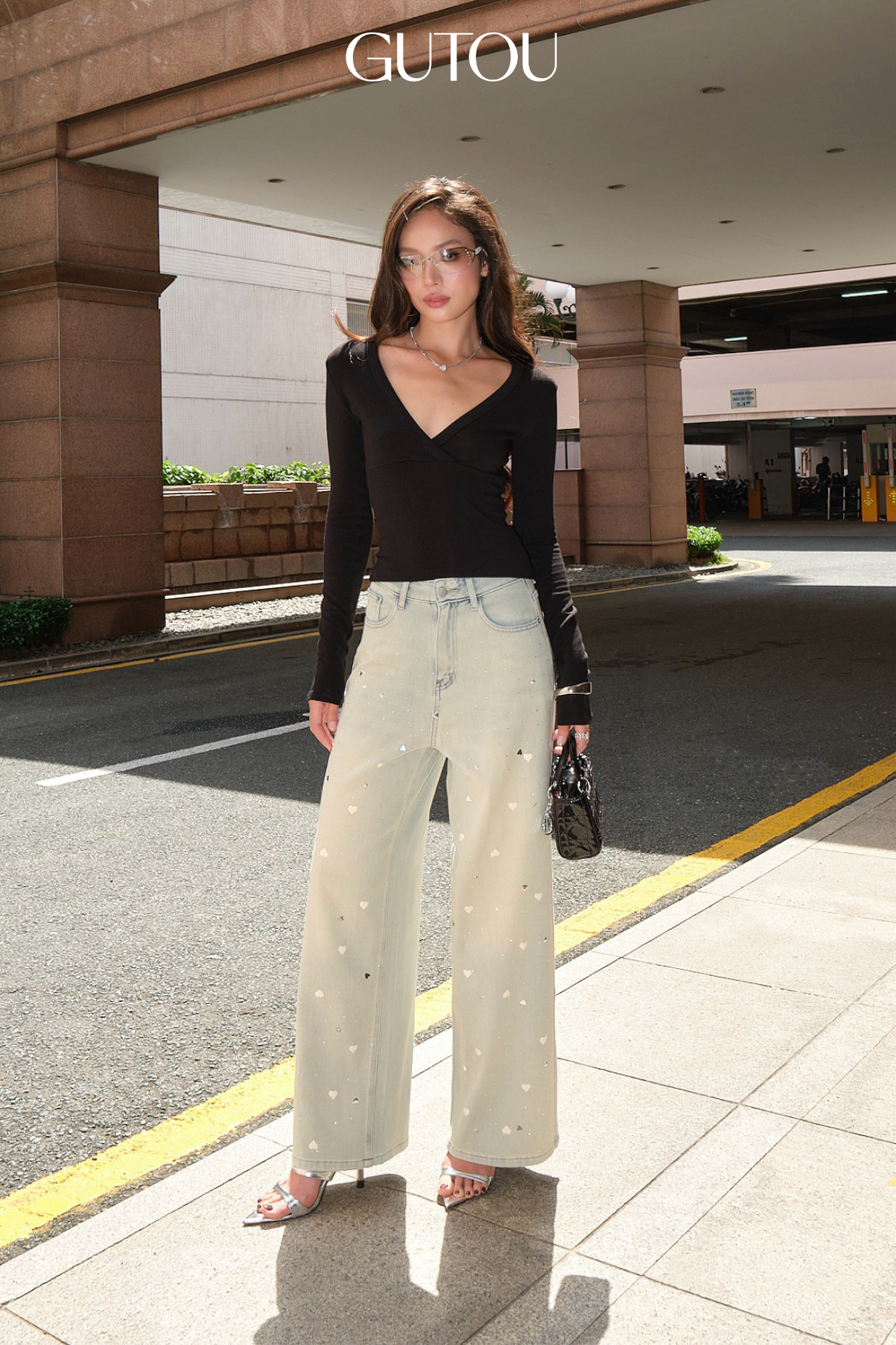 [ GUTOU ] Áo Thun Ôm Cổ V Aura Muse_thumbnail_7