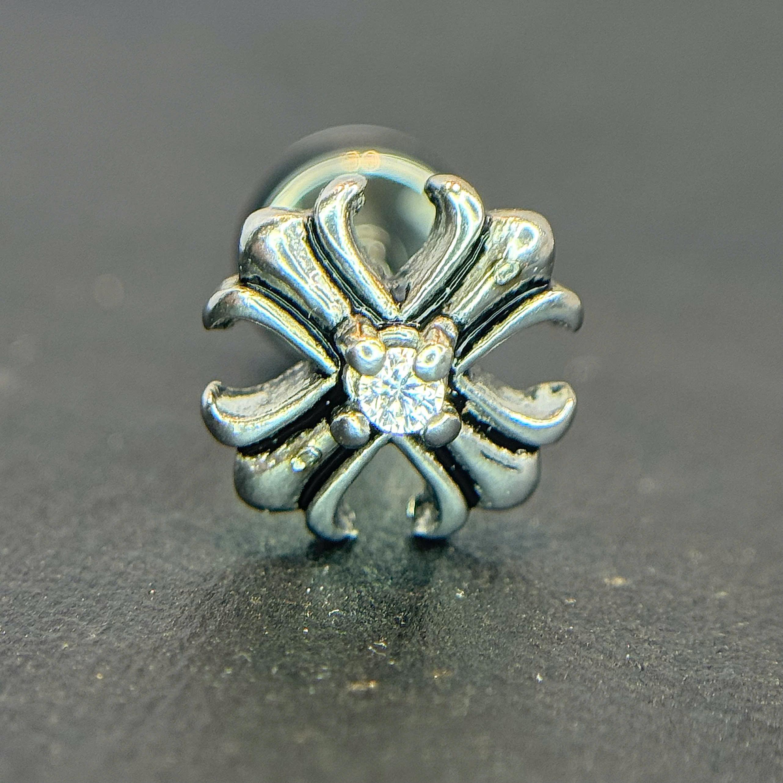 Khuyên kiểu chrome heart đá_thumbnail_3