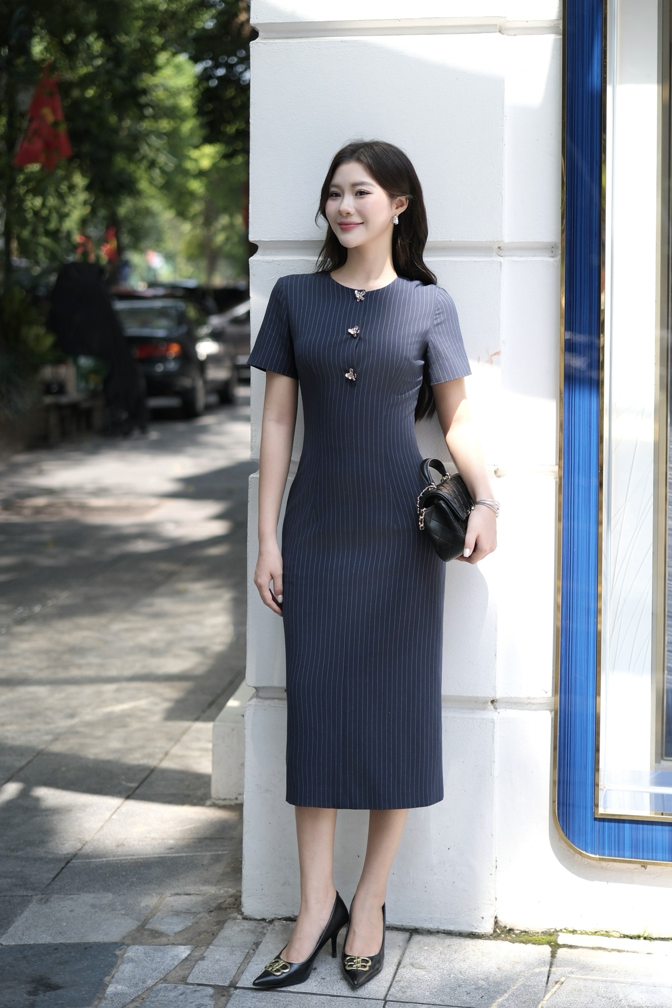 D105 - Váy liền kẻ sọc hoạ tiết cúc hoa bạc_thumbnail_2