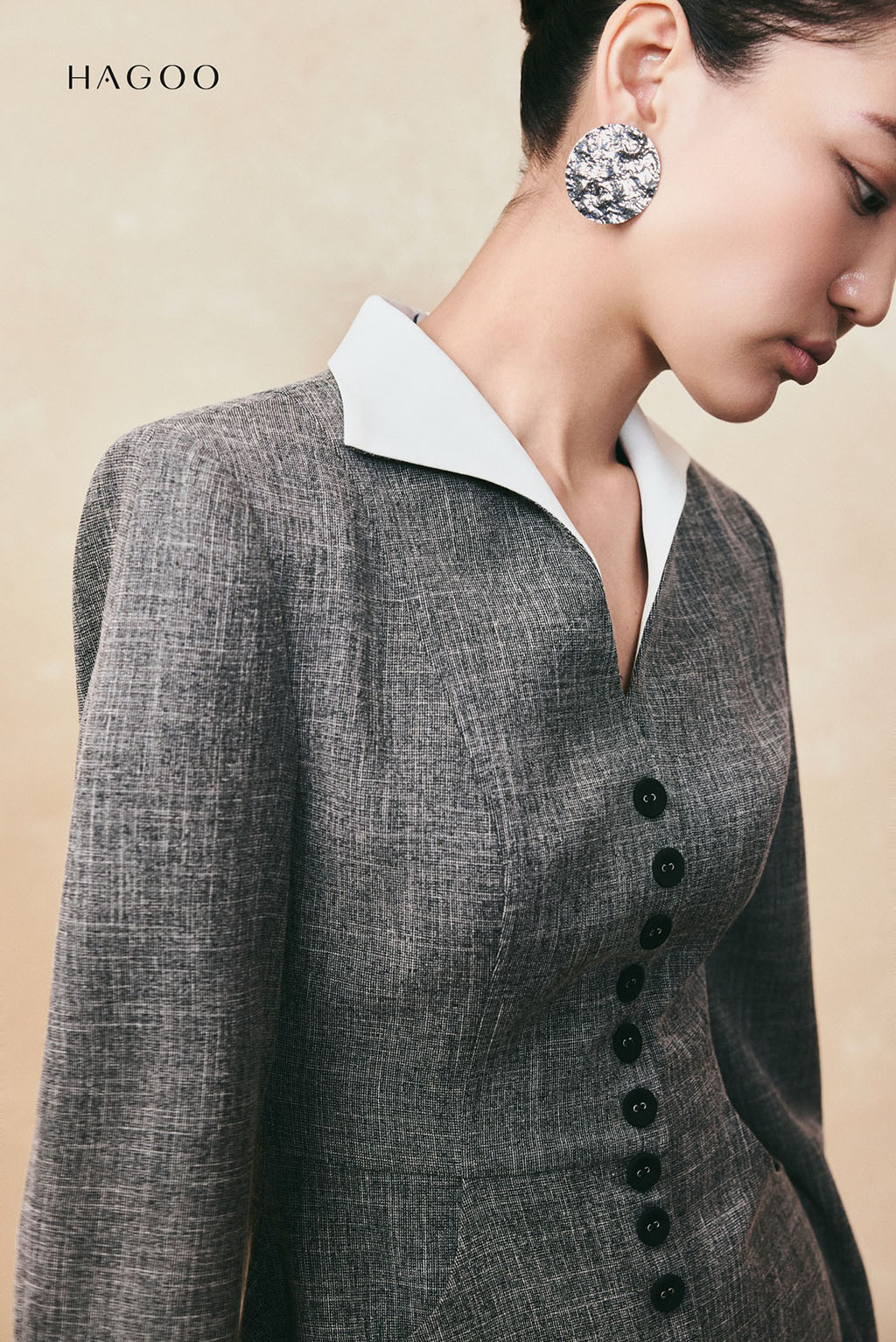 Váy ngắn chữ A cổ V vạt lật phối HAGOO_thumbnail_4