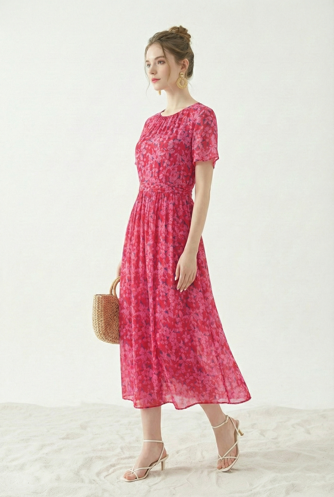 Đầm vải voan dày in hoa đỏ hồng dáng ôm chân rủ cổ tròn tay ngắn thiết kế MAZANO