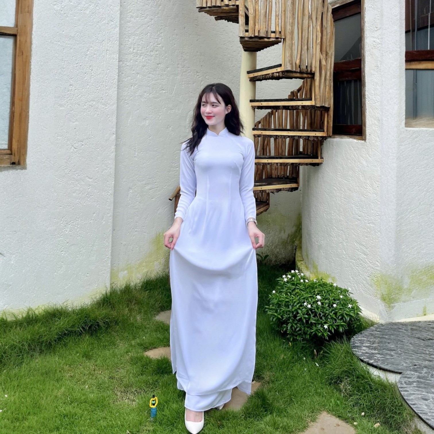 Áo Dài Học Sinh Trắng Cấp 3 2 Tà Lụa Thái Truyền Thống Tay Dài HS83