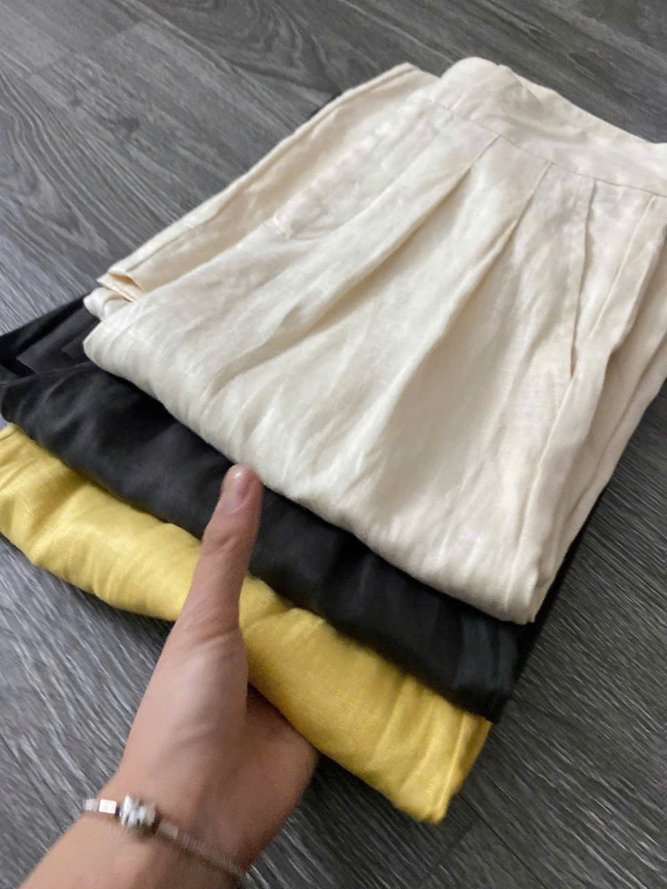 Q369 QUẦN SUÔNG LINEN 3 MÀU_thumbnail_2