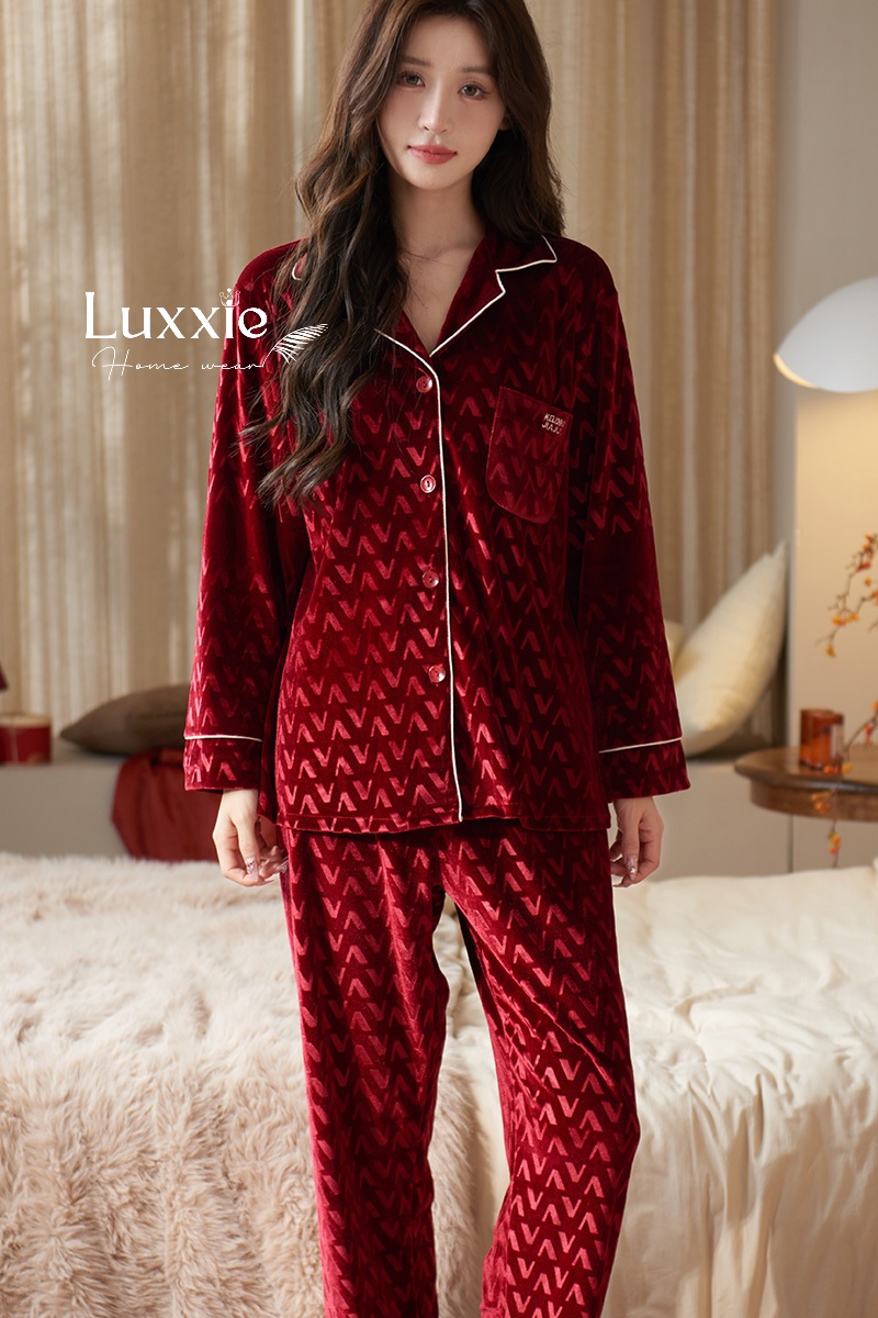 NHUNG30 Bộ ngủ nhung họa tiết chữ V_thumbnail_13