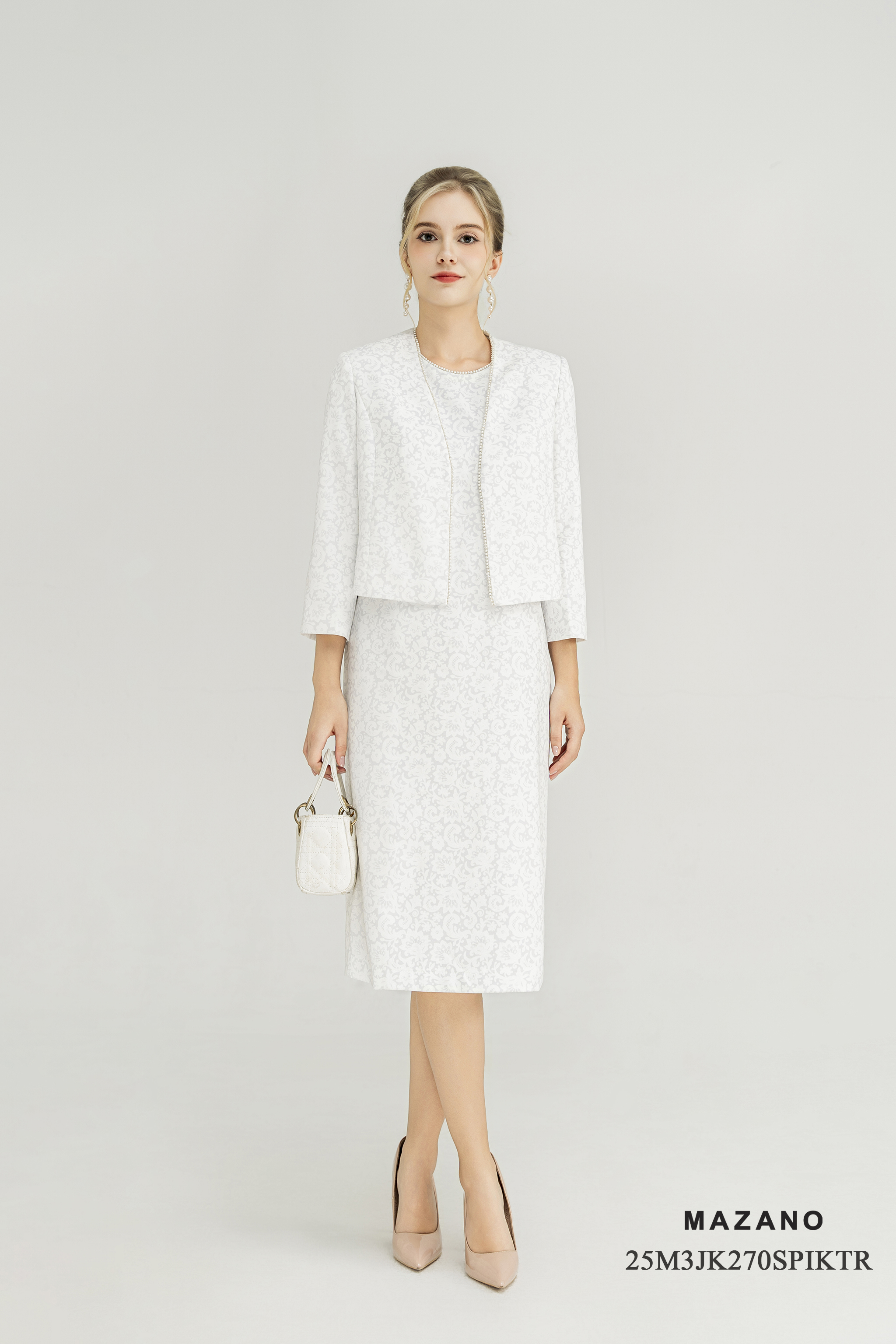 Áo khoác ngắn Suông Vải thô chun Họa tiết ren in chìm Cổ viền ngọc trai Cài áo sang trọng Tay lỡ Dài dưới eo_thumbnail_2