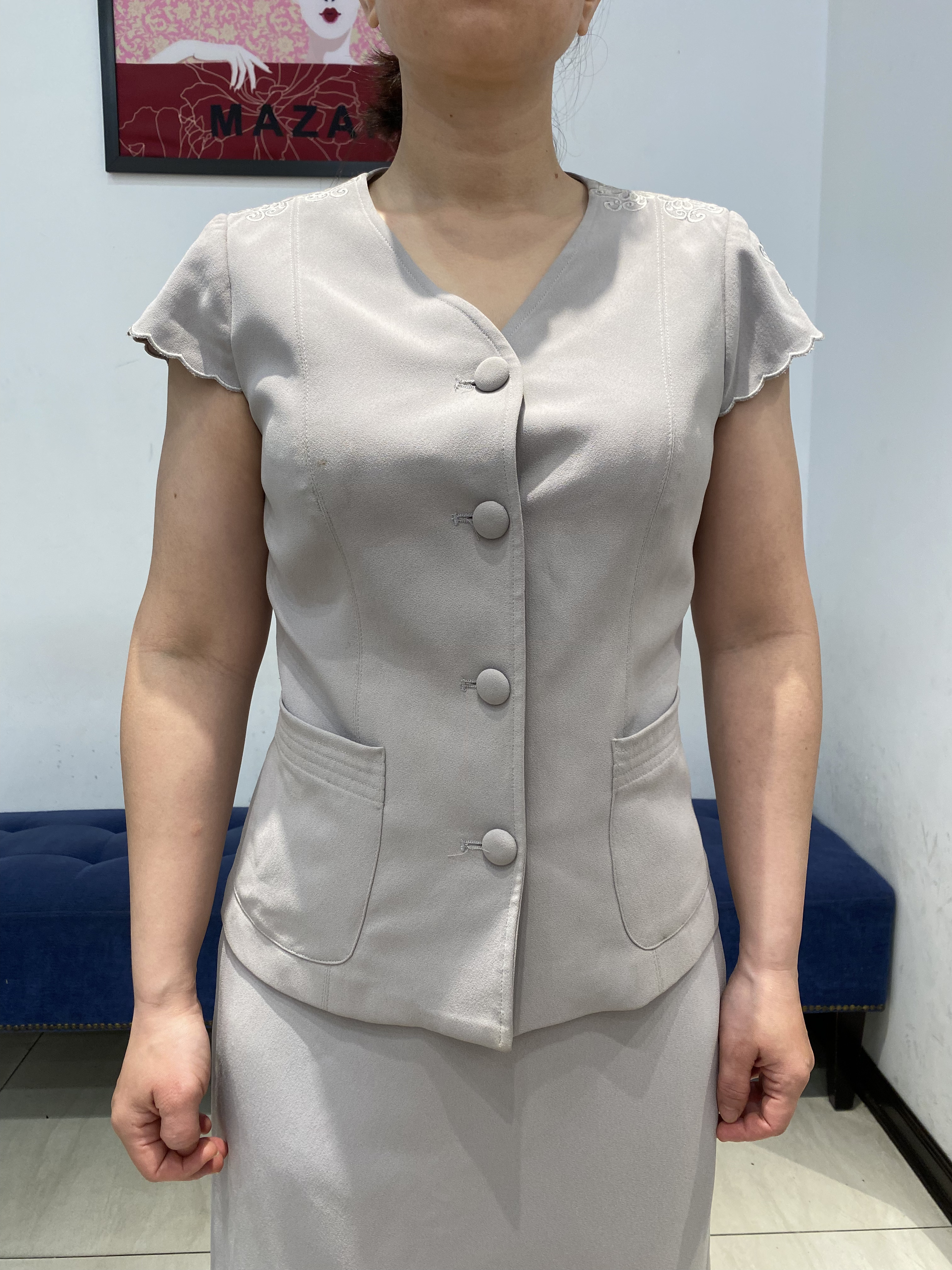 Bộ Áo ký giả ngắn tay và Chân váy juyp vải Tuytxi màu ghi xanh