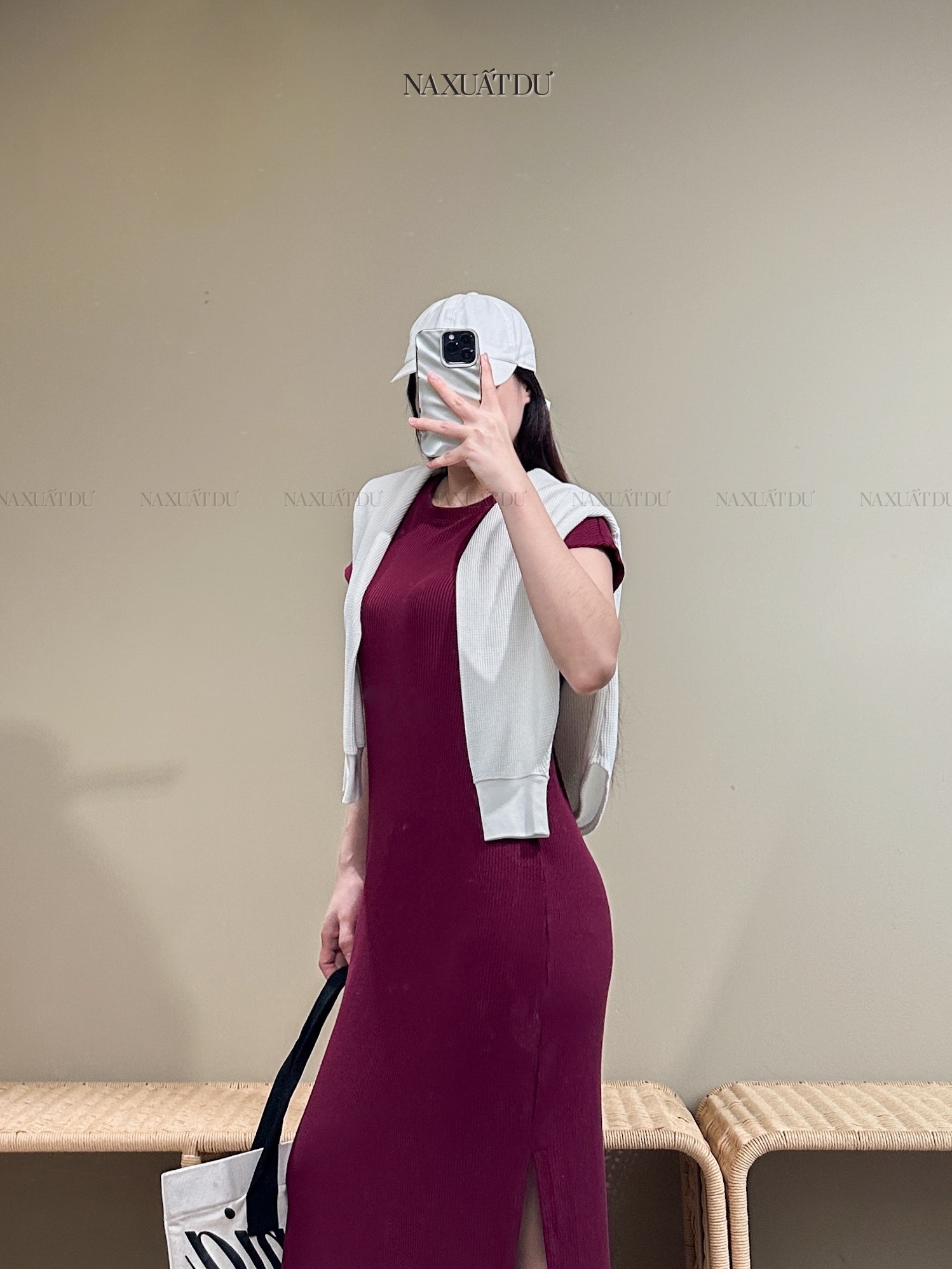 Đầm dài suông xẻ tà nữ 