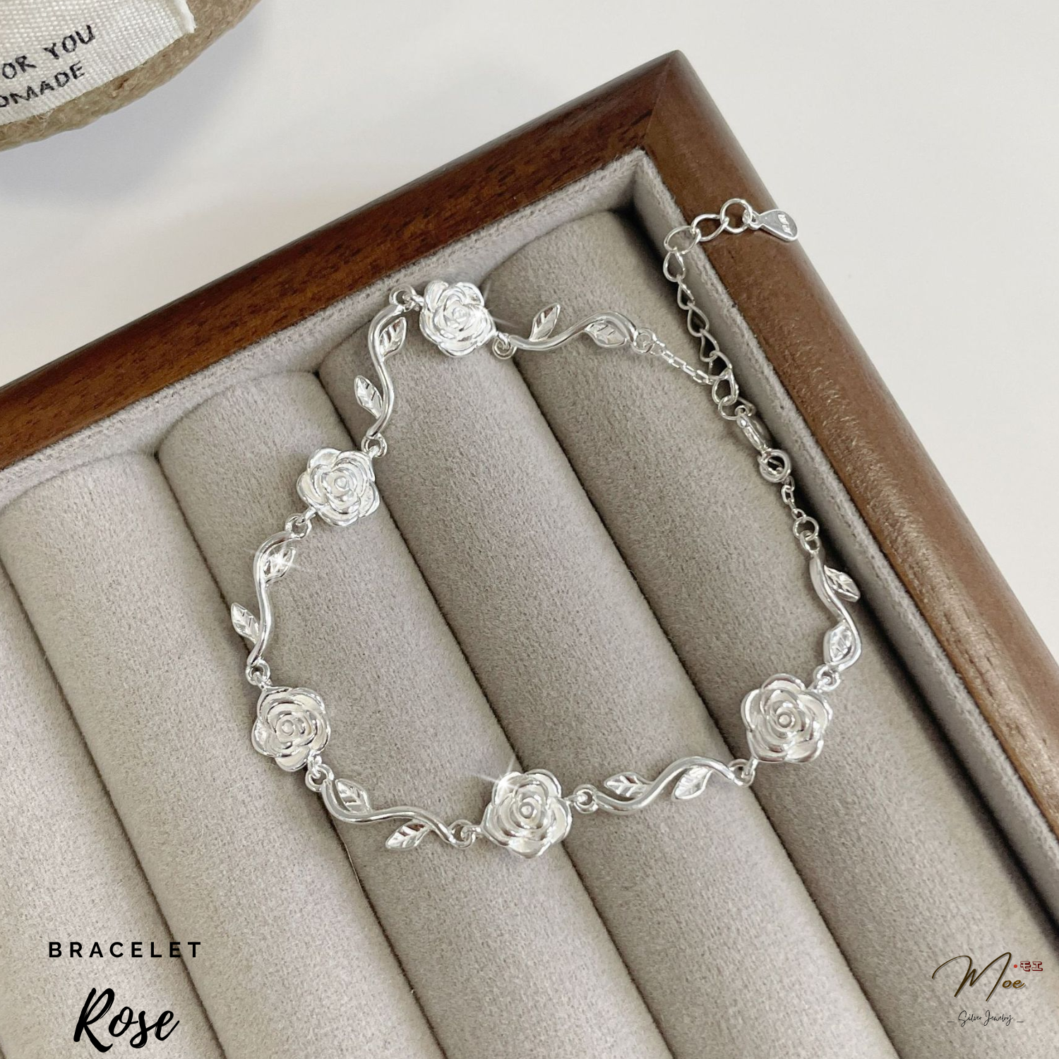 LT641 - Lắc tay hoa hồng