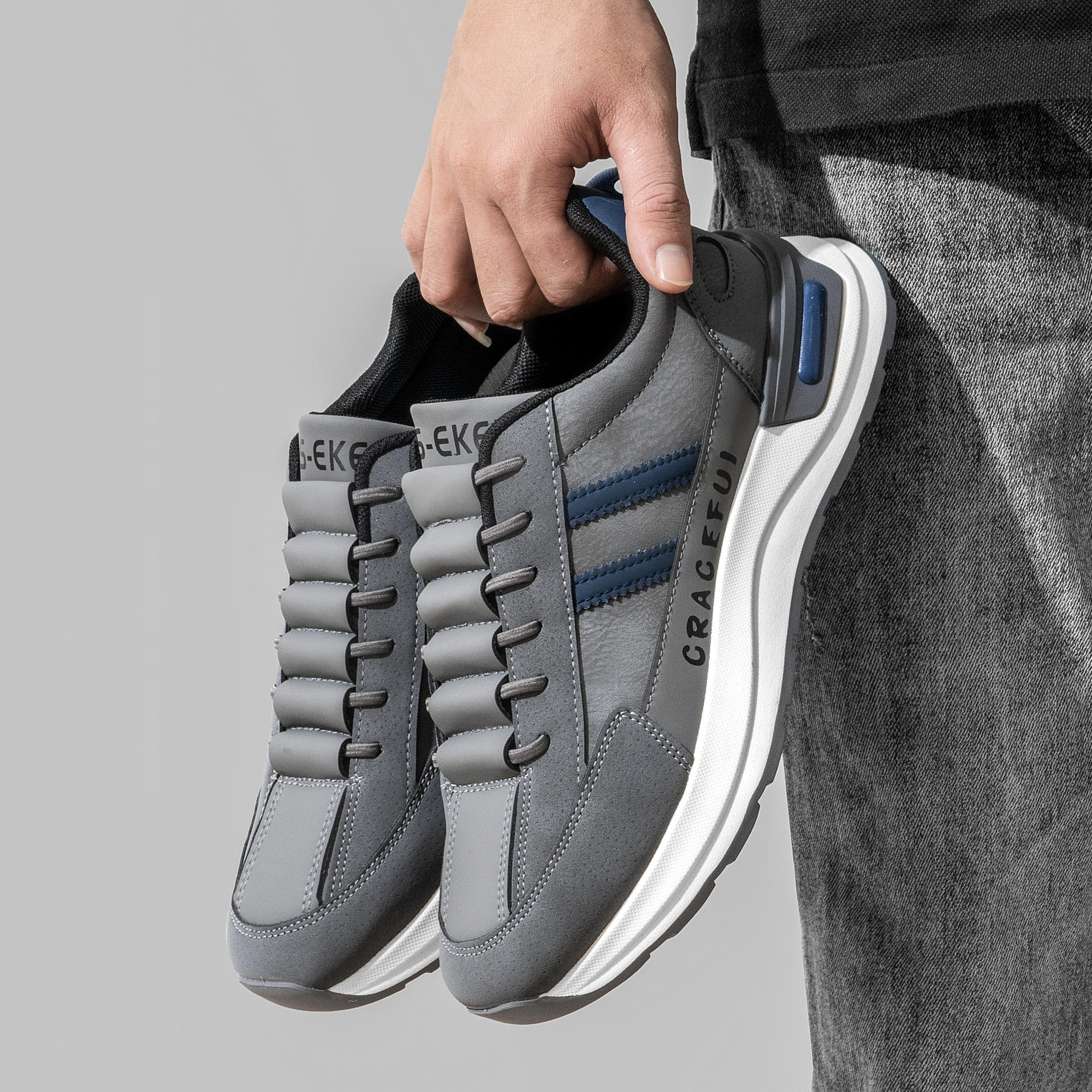 Sneaker thể thao CS062