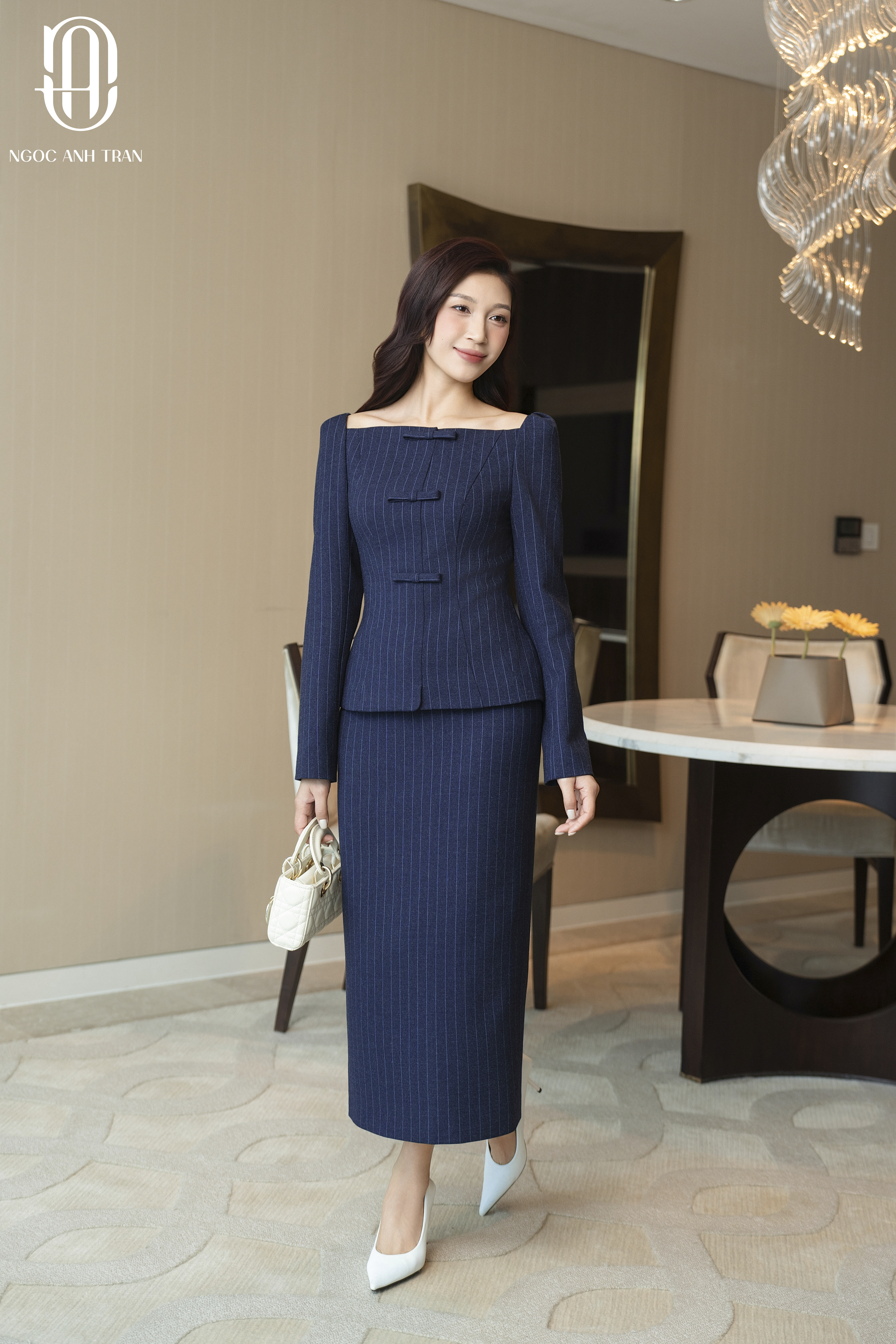 A253 - Set áo kiểu navy cổ vuông nơ ngực phối chân váy