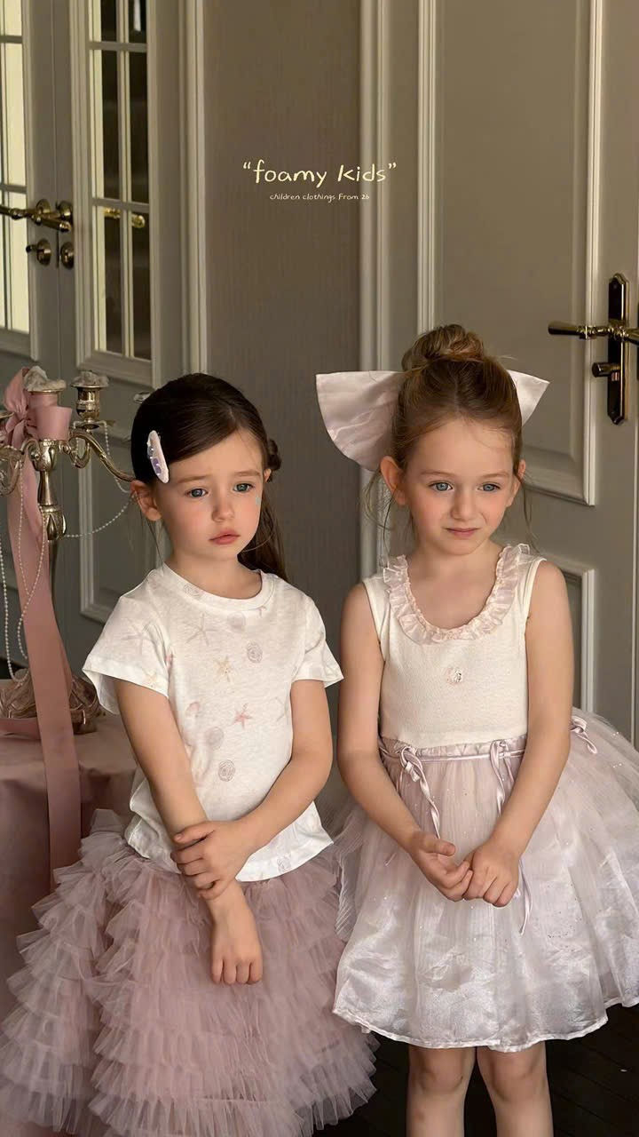 A71 - Váy trắng sát nách cổ bèo phối voan bóng hãng FM (Sz90-130)