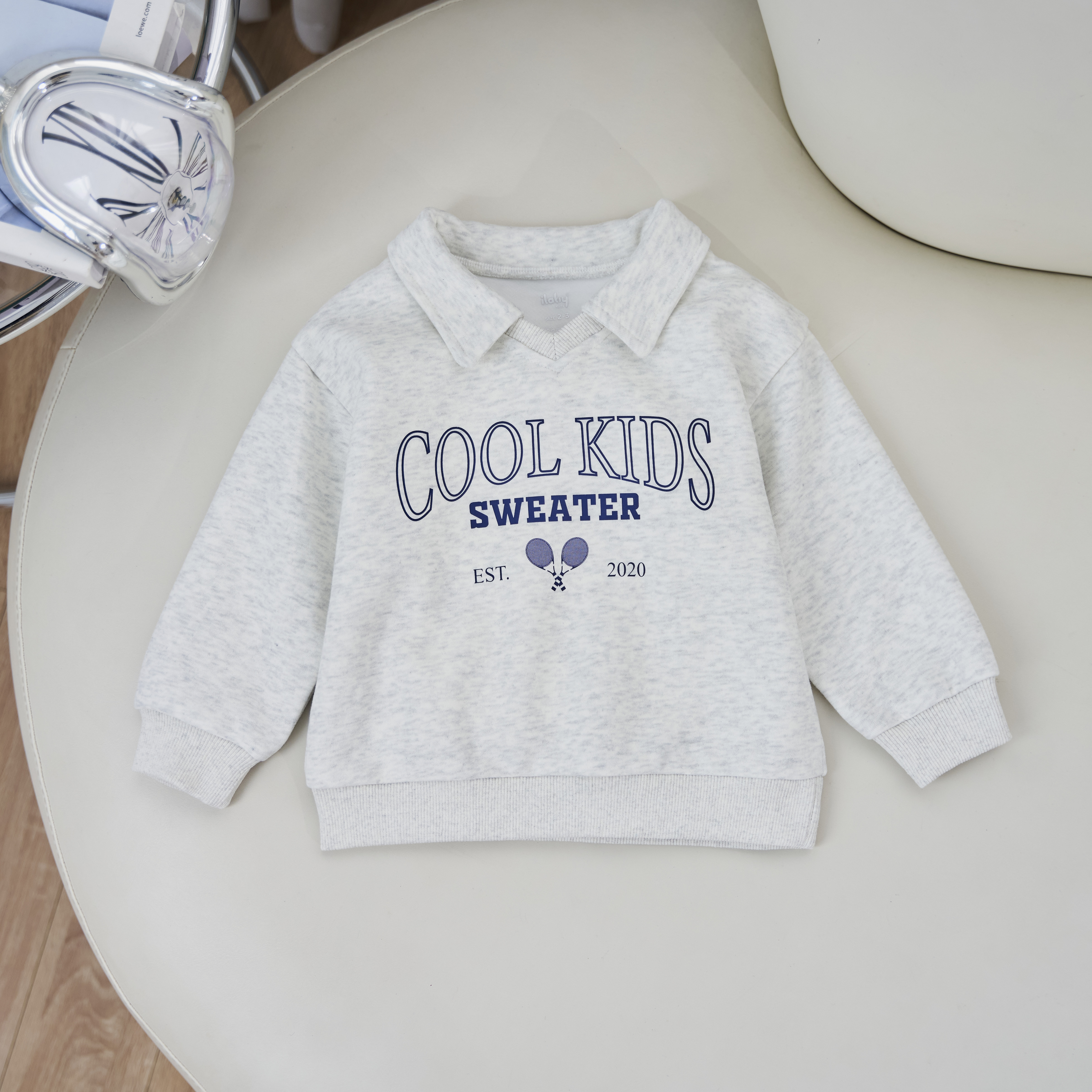 Áo nỉ cổ bo kiểu in hình