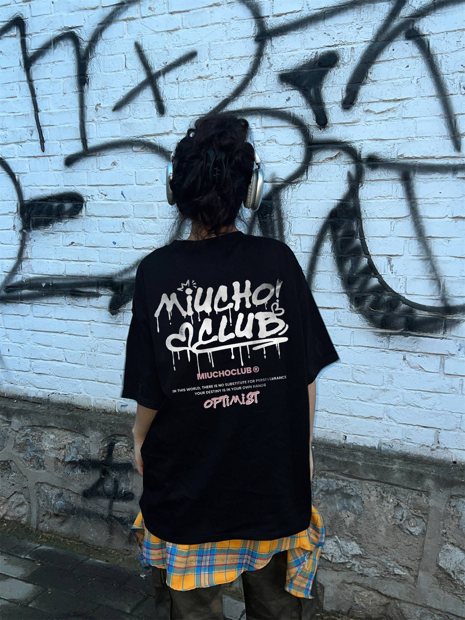 Áo thun nữ local brand form rộng 2057 Miucho vải cotton 4c 220gsm cổ tròn tay ngắn in mix_thumbnail_5