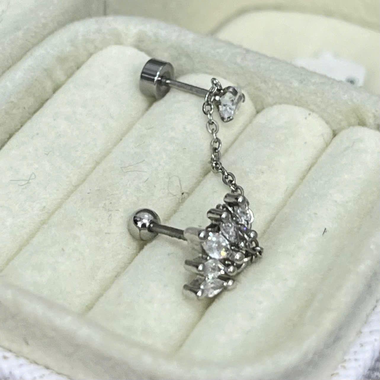 khuyên kiểu xích kim cương năm lá và kim cương tròn _thumbnail_3