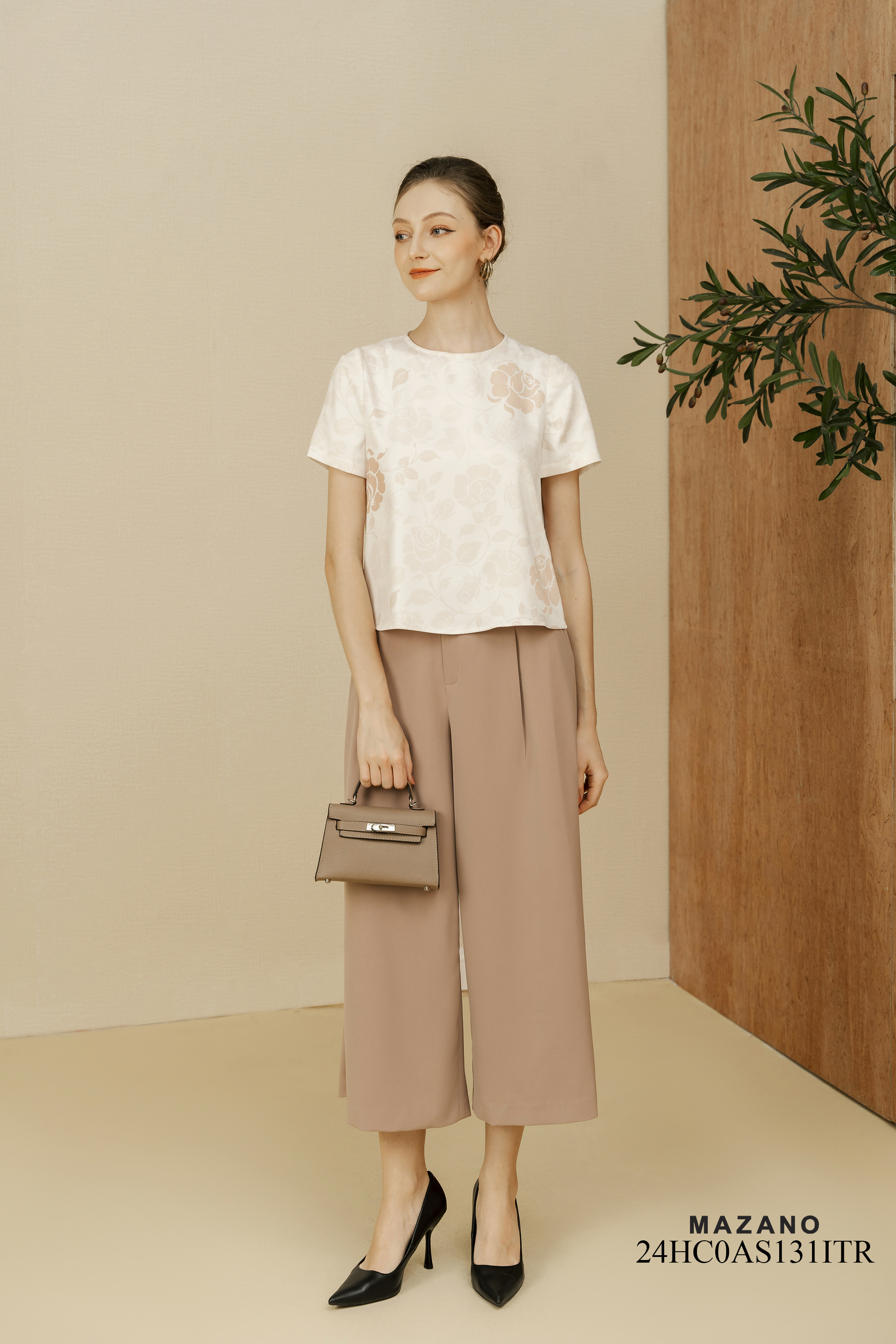 Áo Top ngắn chui đầu Suông Vải thô lụa Họa tiết hoa hồng in chìm Cổ tròn Tay ngắn Dài dưới eo