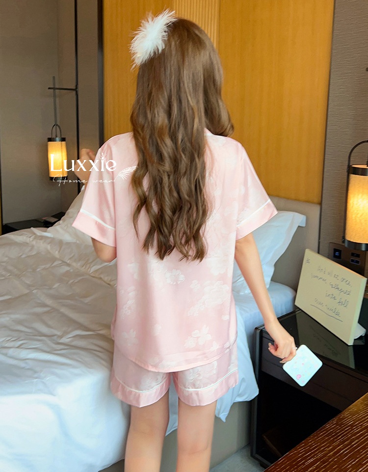 N112C Pijama lụa màu hồng hoa trắng cộc đùi_thumbnail_3