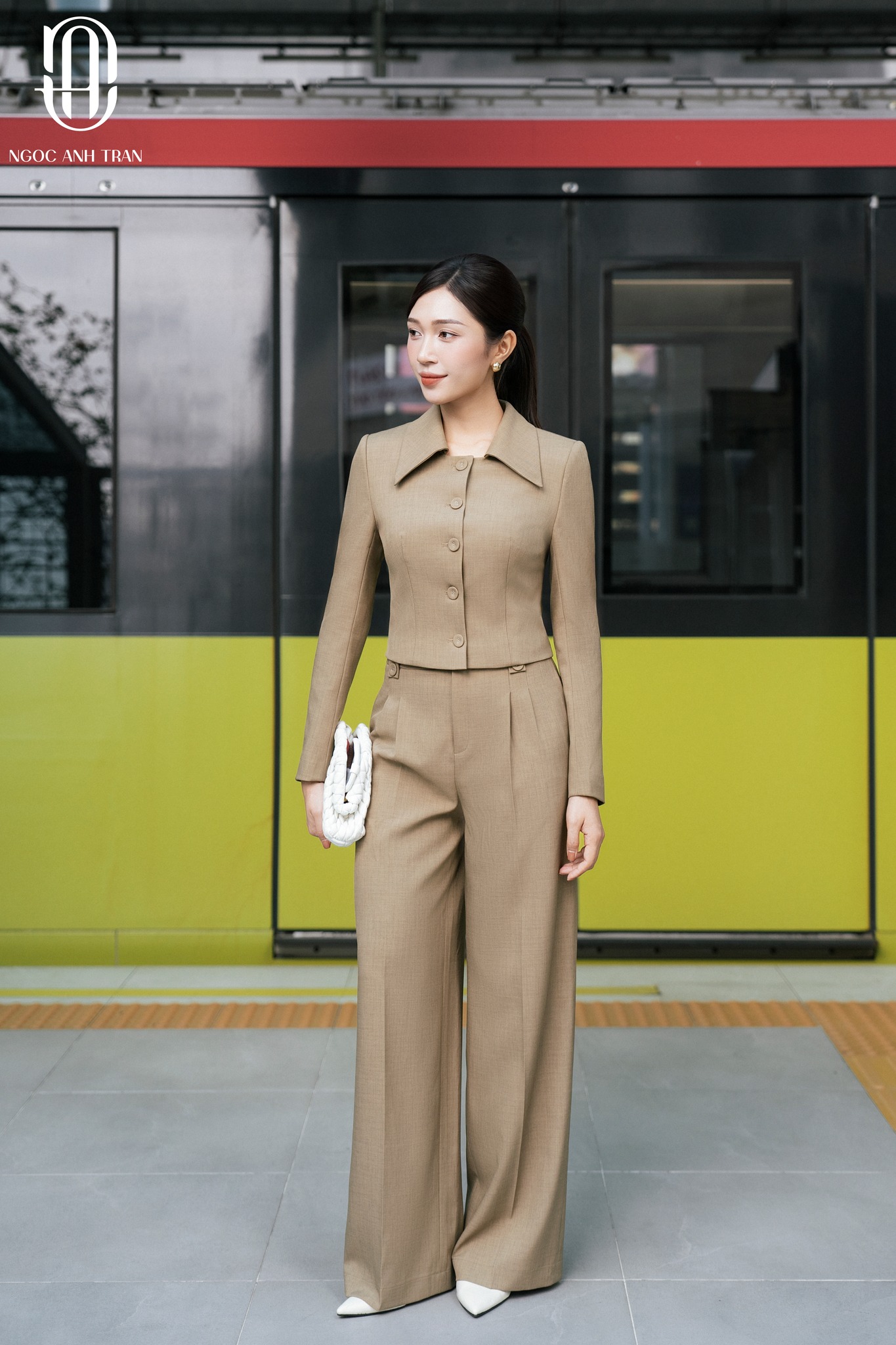 Q159- Quần suông nâu