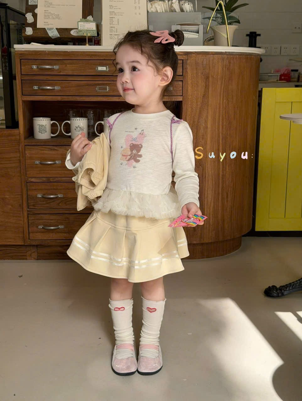 (E46) Áo thun dài tay màu be viền bèo Suyou