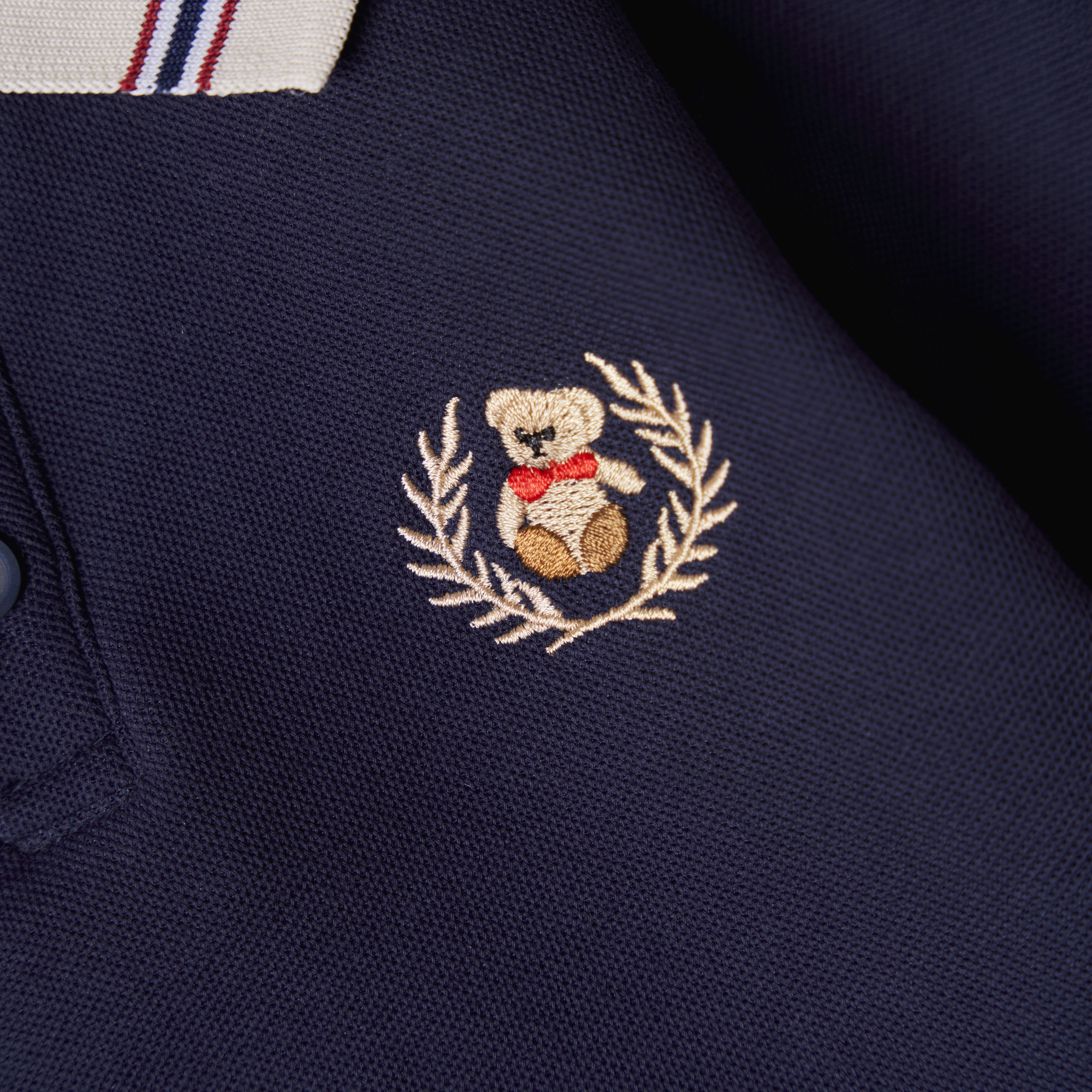 Polo thêu thân trước và tay_thumbnail_3