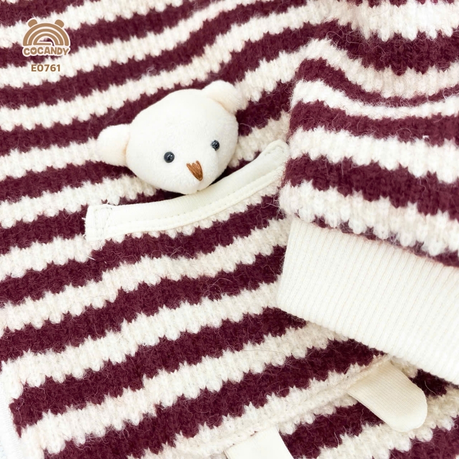 Áo khoác len dài kẻ ĐỎ mũ chóp_thumbnail_2