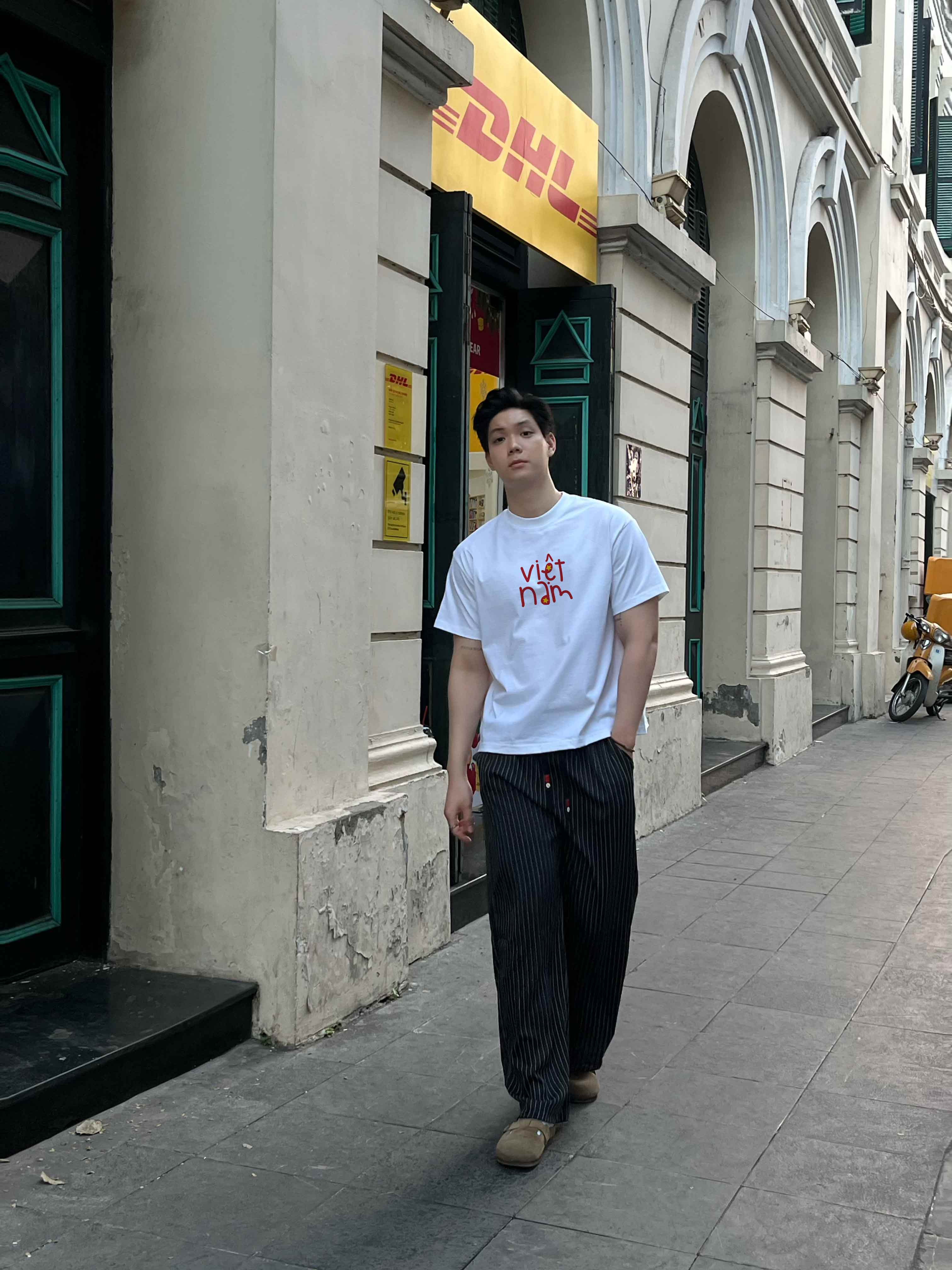 Áo phông local brand Việt Nam tôi yêu form boxy 2147 Miucho Club vải cotton 2c 250gsm cổ tròn in mix_thumbnail_7