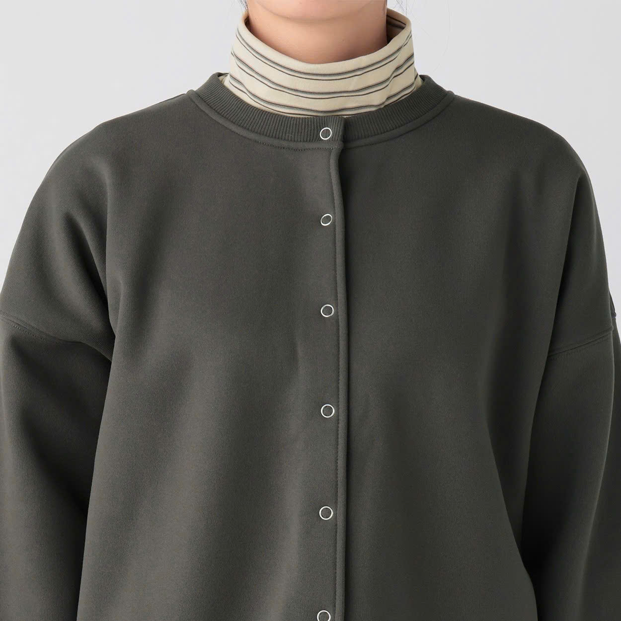 K689 AO NU ESSEME_thumbnail_7